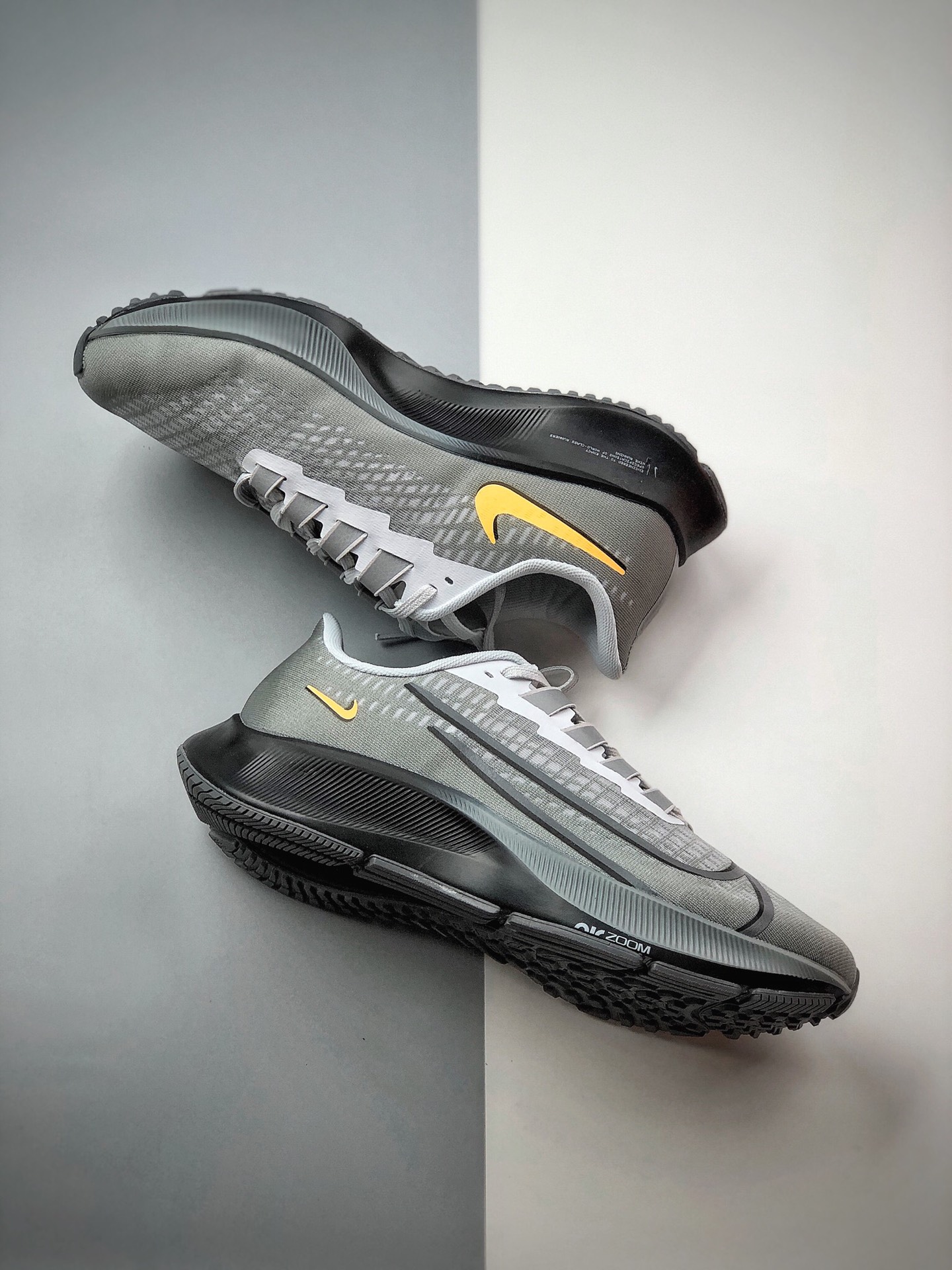 200 公司级耐克NIKE Zoom Pegasus 37 登月37代  透气缓震疾速跑鞋 DA4662-001