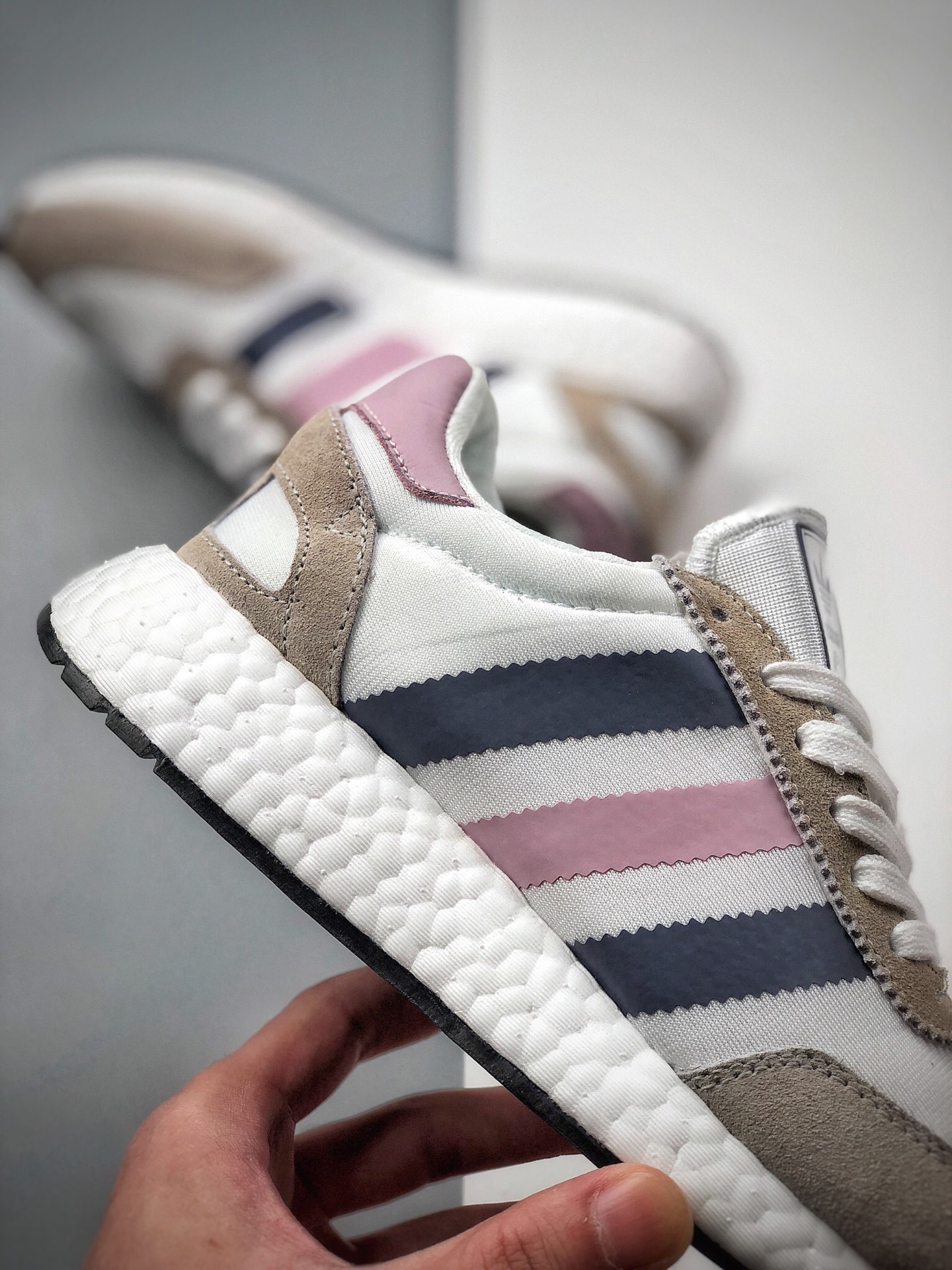 180 阿迪达斯adidas Originals I-5923 清新鞋款 CG6040