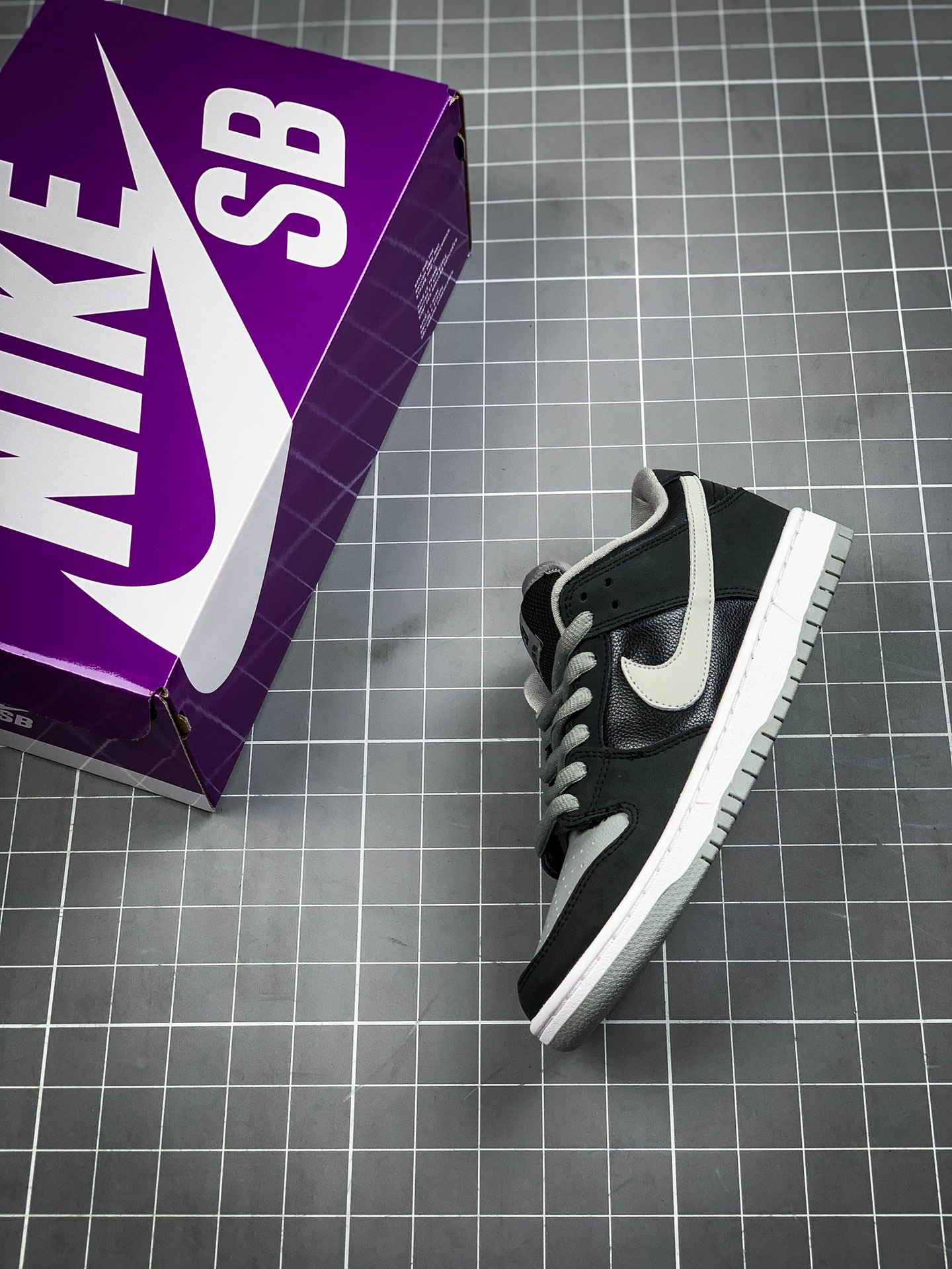 200  SB Dunk Low J-Pack “Shadow”影子灰BQ6817-007