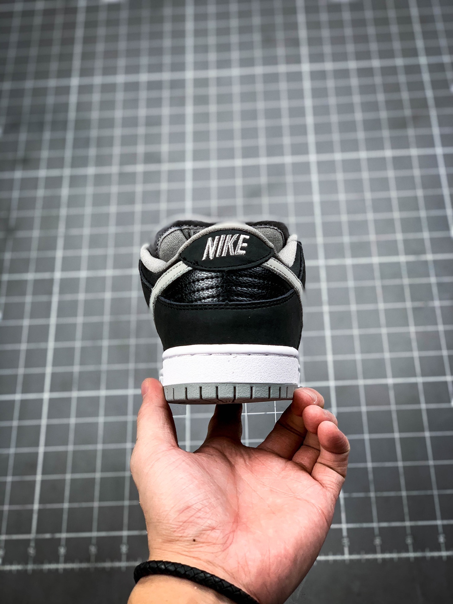 200  SB Dunk Low J-Pack “Shadow”影子灰BQ6817-007