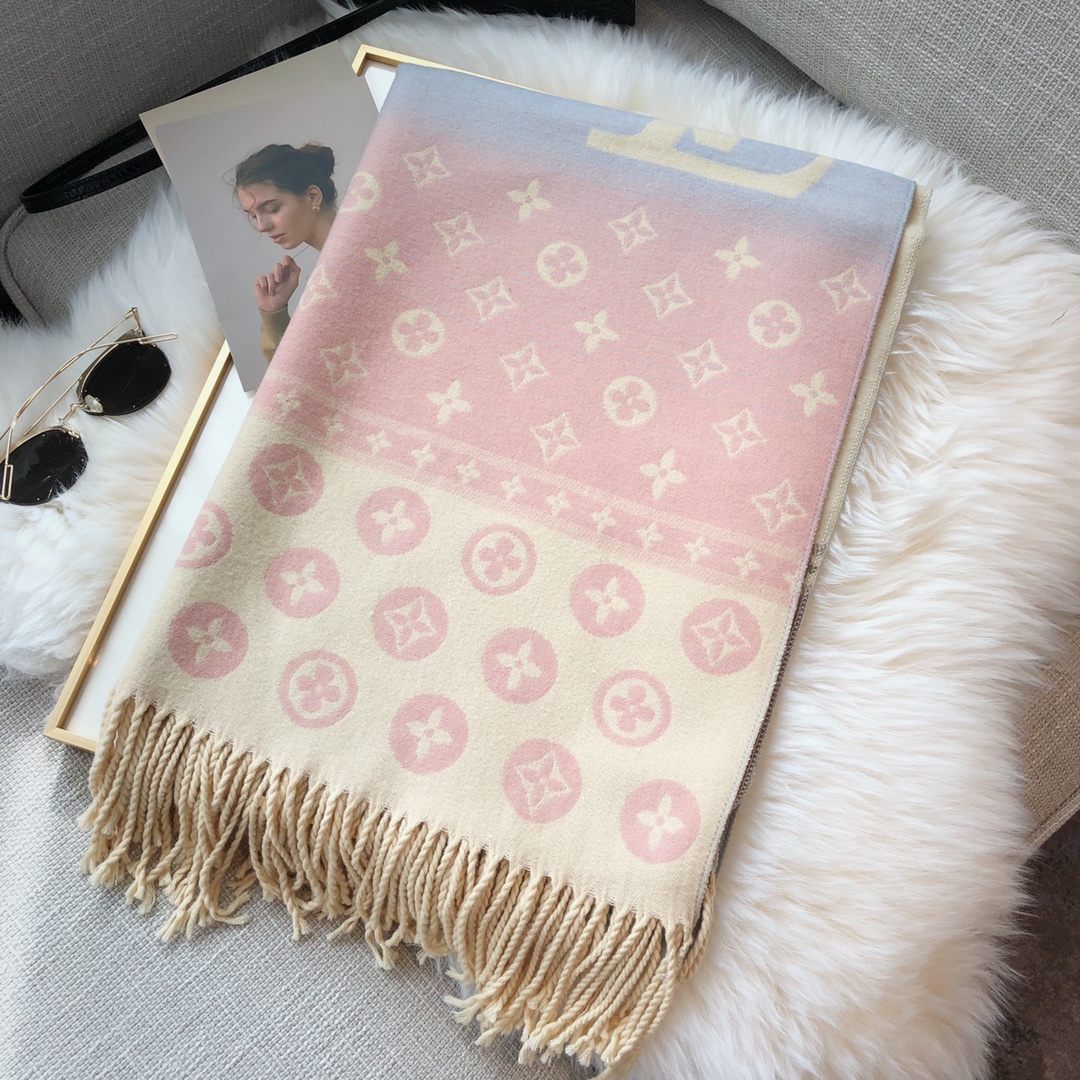 L家 秋冬 大牌囲巾 長須 180✖️65cm