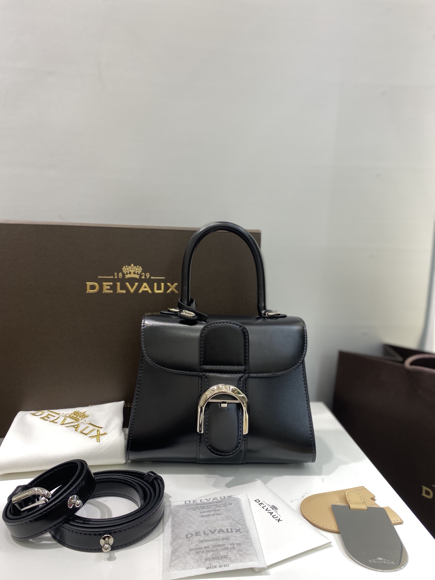 黑色银扣比利时皇家御用品牌顶级原单Delvaux新版双环brillantbox皮现货️小羊皮内里配套可调