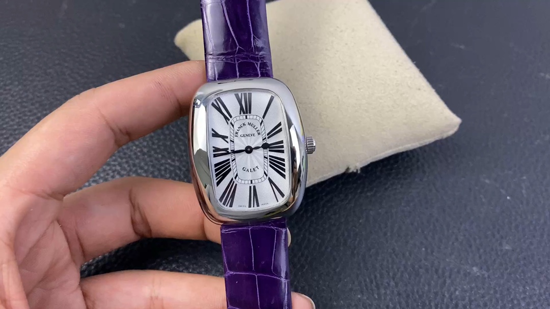 Lacoste 瑞士日内瓦高级腕表品牌Franck Muller（法兰穆勒）于复杂制表工艺的领域上总是不断的追求自我突破