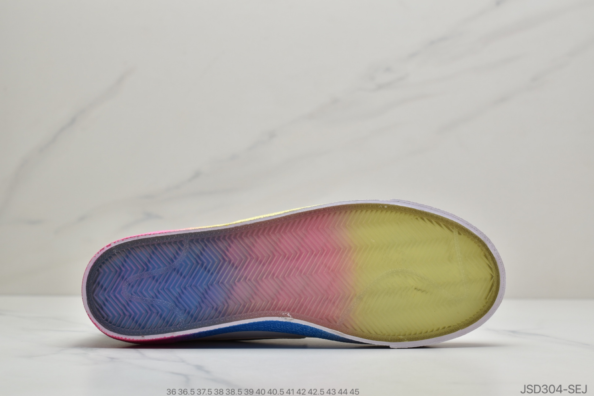 200 NIKE BLAZER LOW The New Way为概念的 Nike Blazer CZ8653-136