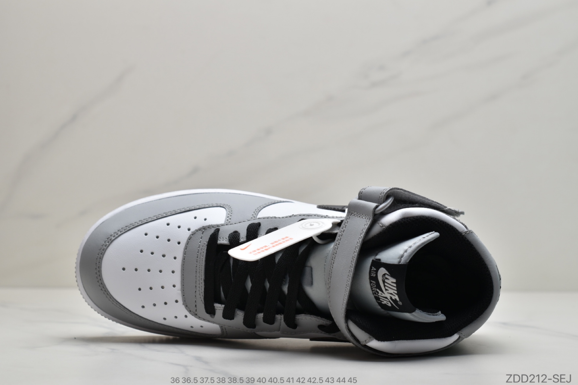 230 耐克NIKE NIKE AIR FORCE 1 07 PRM 烟灰 空军一号系列休闲运动板鞋 554724-092