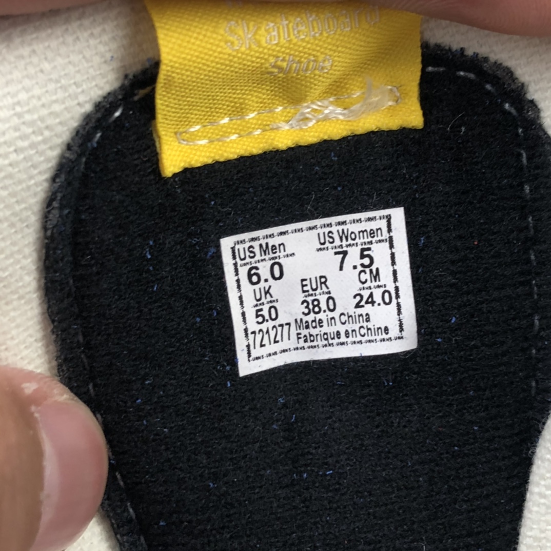 160 Vans Sk8-Hi Pokonyan 万斯神仙配色”叮当猫”高帮休闲板鞋 VN0A45KDVZ0