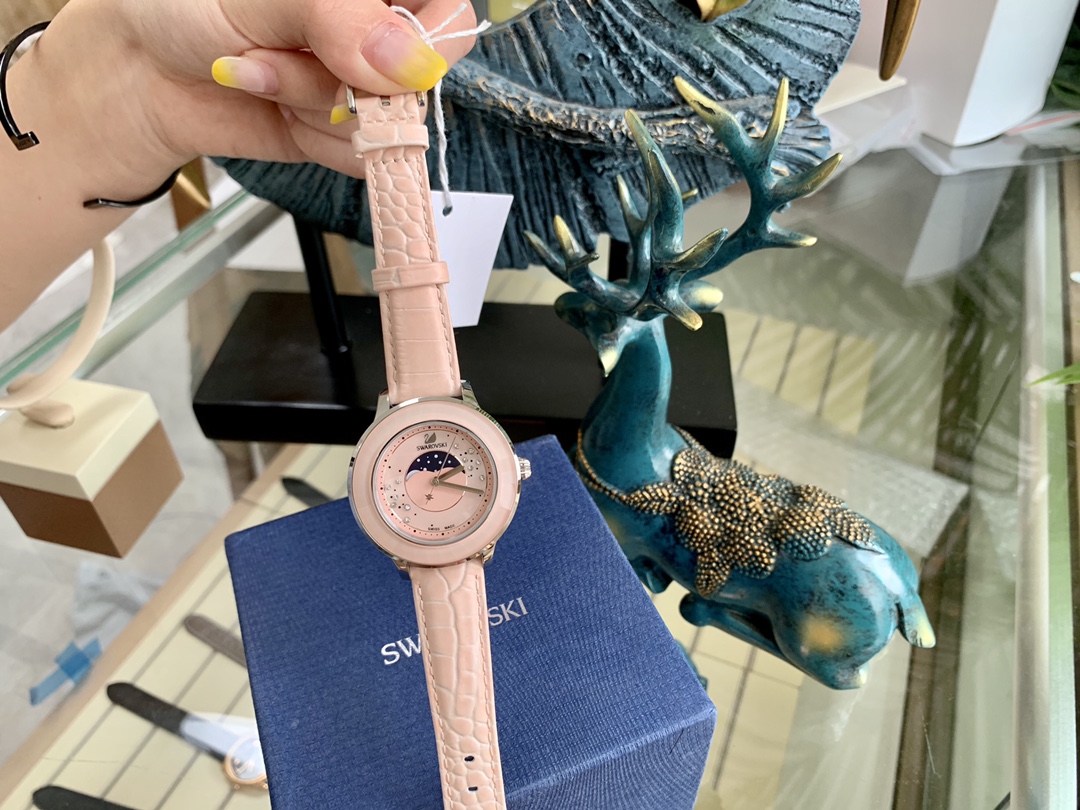Swarovski Octea Lux系列 腕表手表 3
