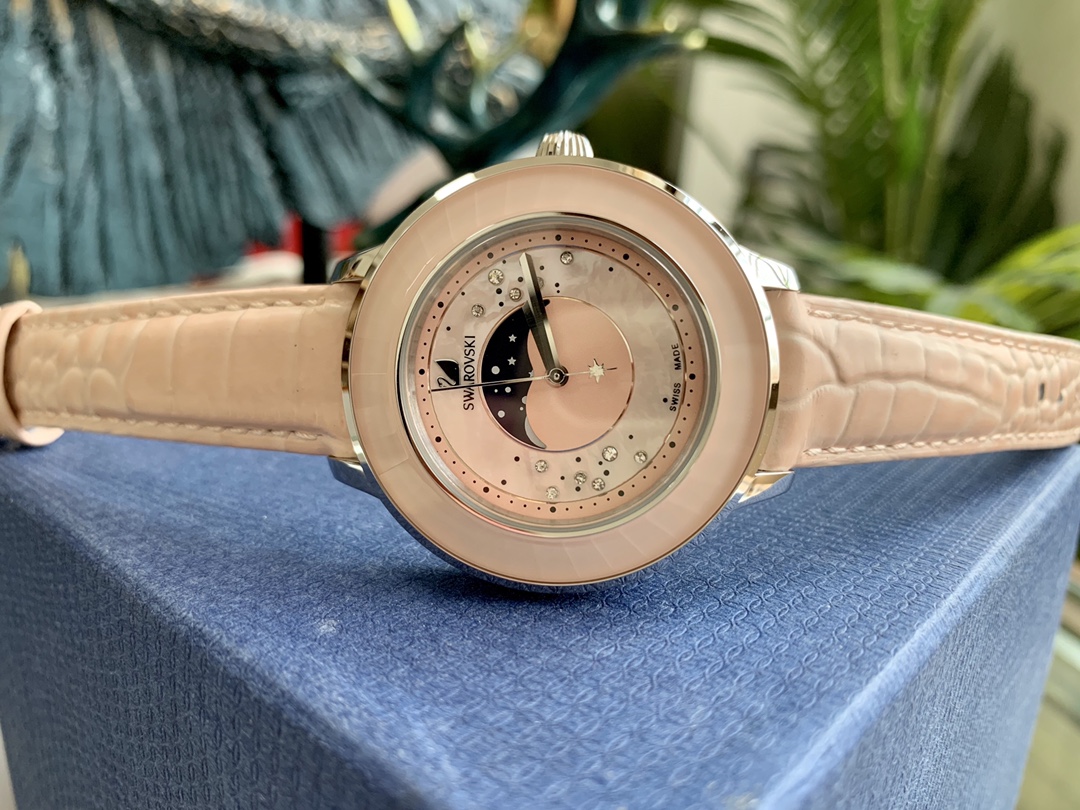 Swarovski Octea Lux系列 腕表手表 7