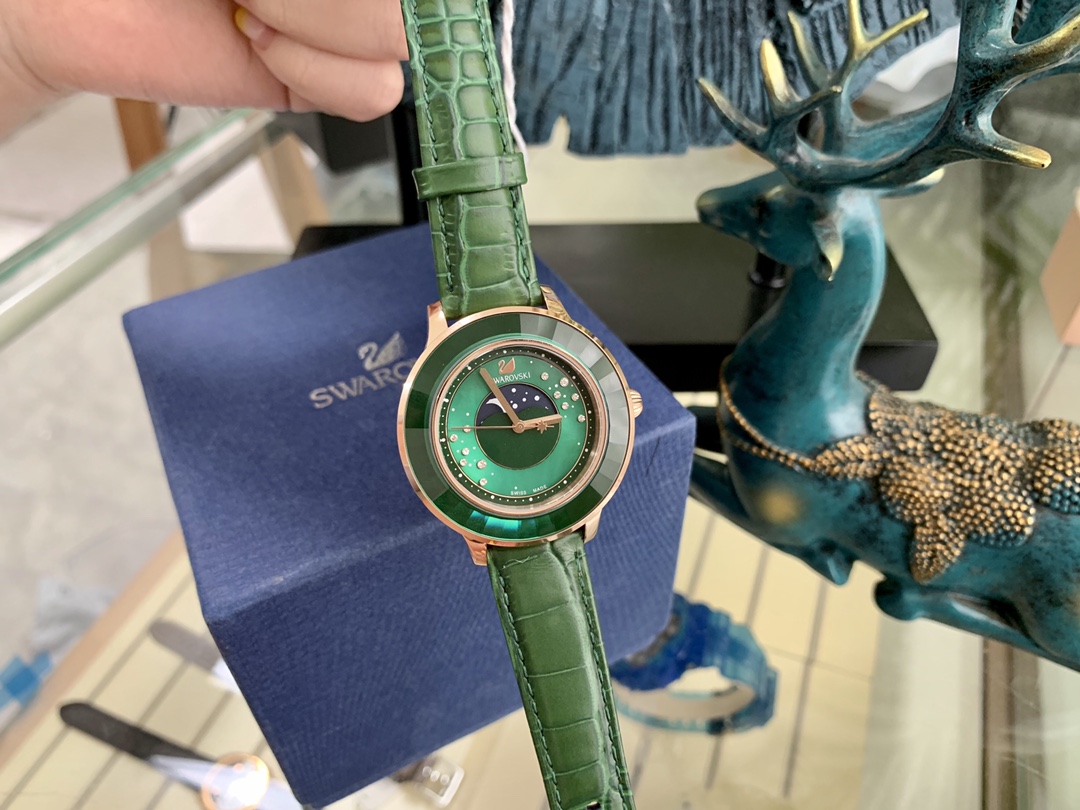 Swarovski Octea Lux 腕表手表 3