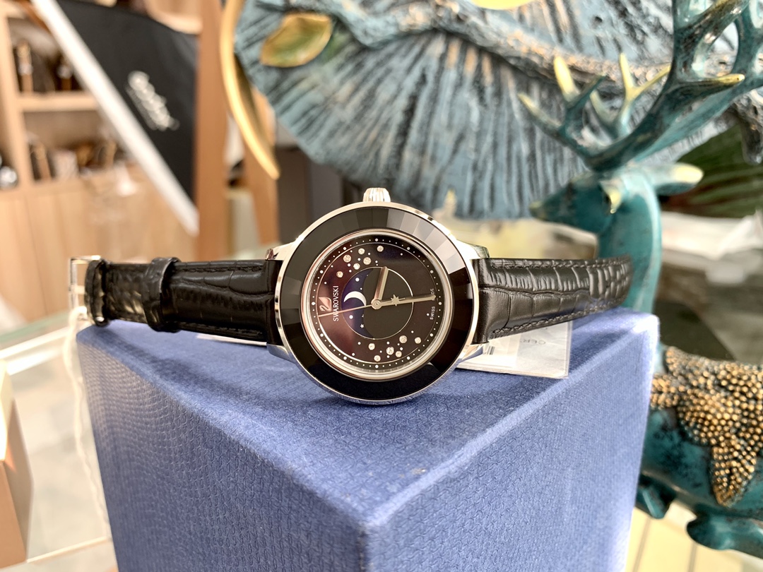 Swarovski Octea Lux系列 月相手表手表 7