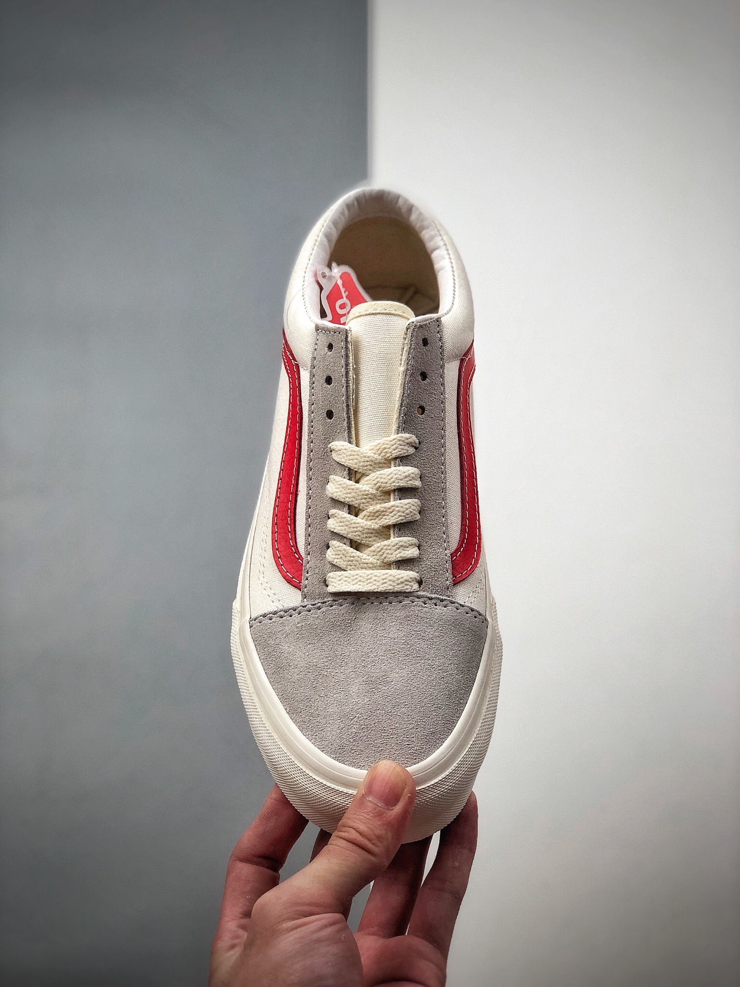 130 权志龙 Vans Old Skool VAULT OG OLD SKOOL LX 17SS 经典低帮 LY11