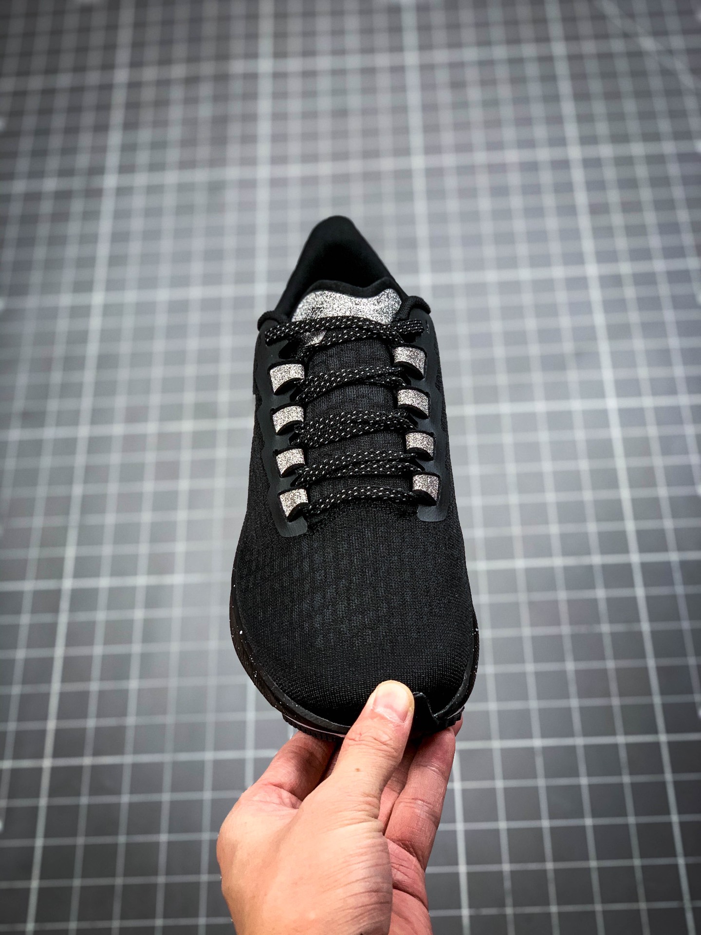 190  耐克Nike Zoom Pegasus 37 登月37 满天星透气缓震疾速跑鞋