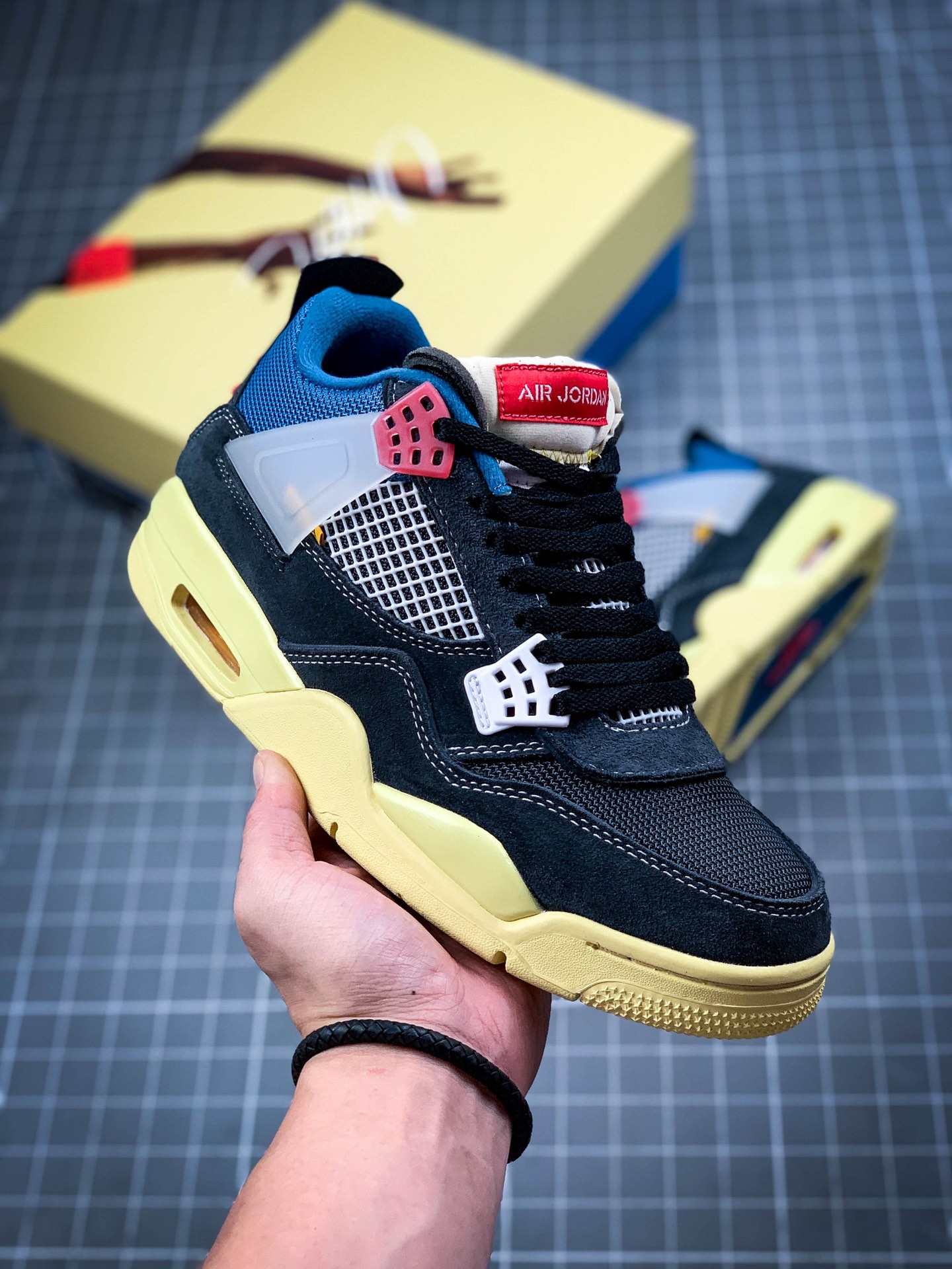 520 公司级纯原乔丹/Air Jordan 乔4 AJ4 aj4 AJ4 乔丹4代 Union x Air Jordan 4 货号：DC9533-001  露出熟悉的 Jumpman 和 Union Logo。（1）