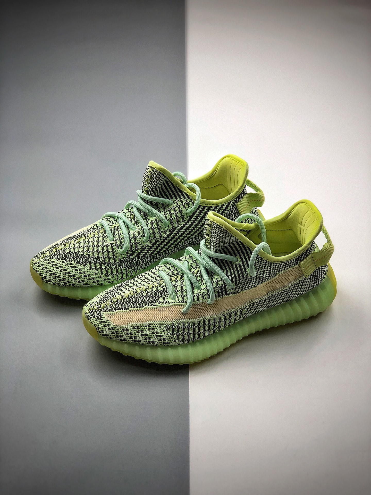 250 #最强性价比 公司级 400以下绝无对手 #Adidas Yeezy 350 Boost V2 太阳黄 FV5191