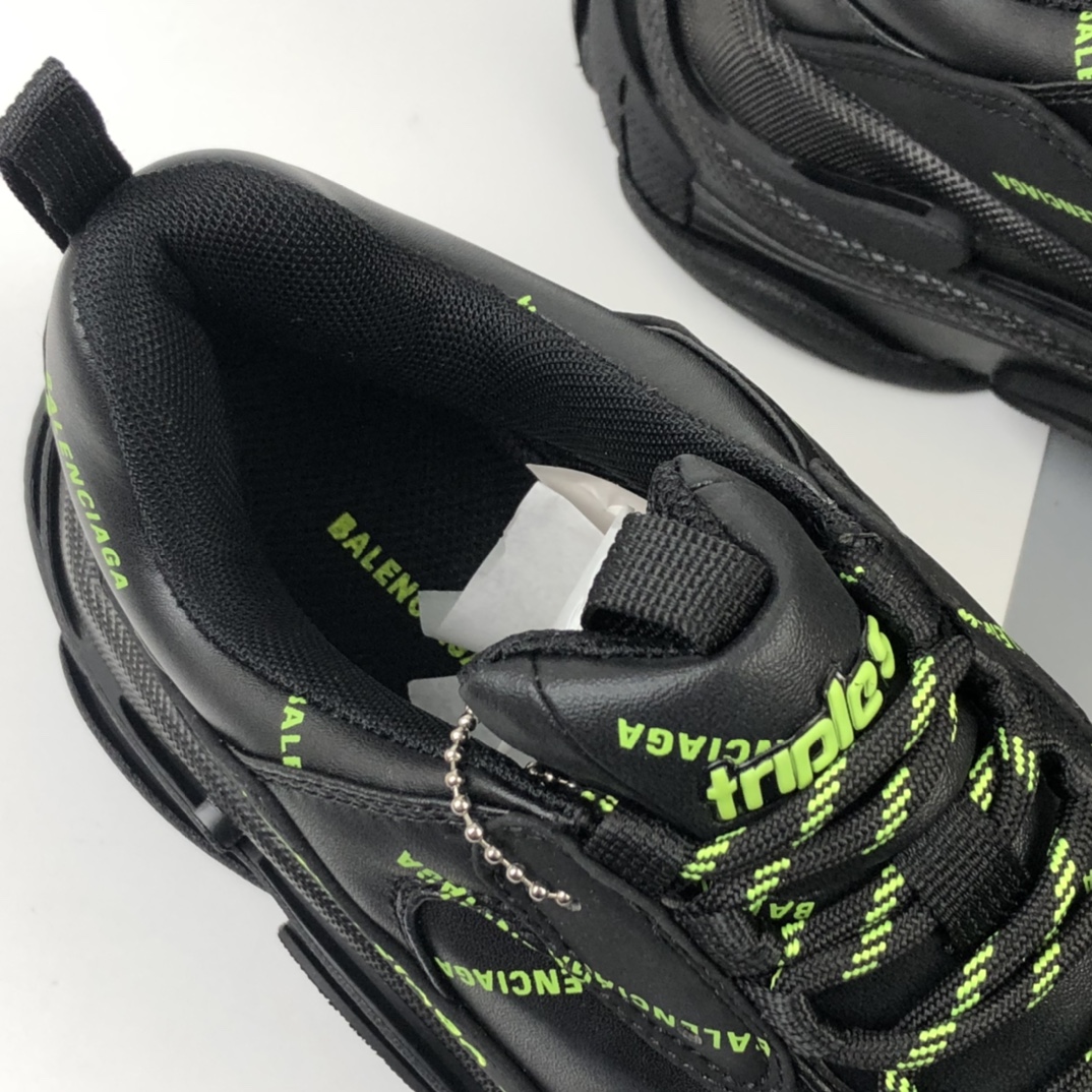 430 Balenciaga Triple S  巴黎世家复古老爹鞋