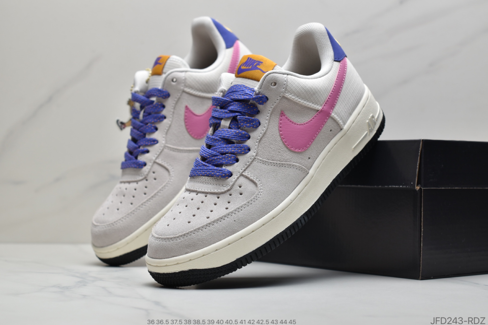 170 公司级耐克NikeAirForce1LowACG配色近日Nike带来一款ACG户外配色AirForce1 CU3007-061