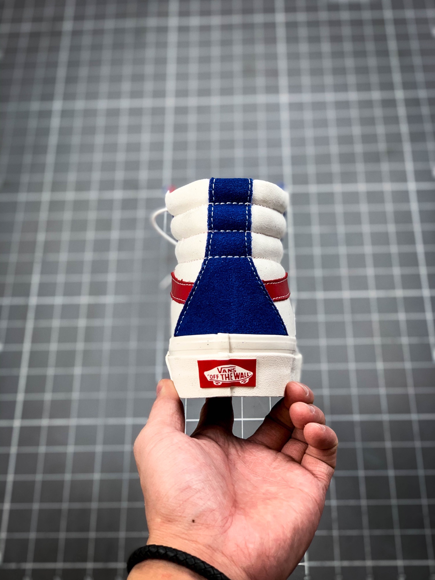 160  VANS  Sk8-Hi 高帮Pokonyan（叮当猫）神仙配色