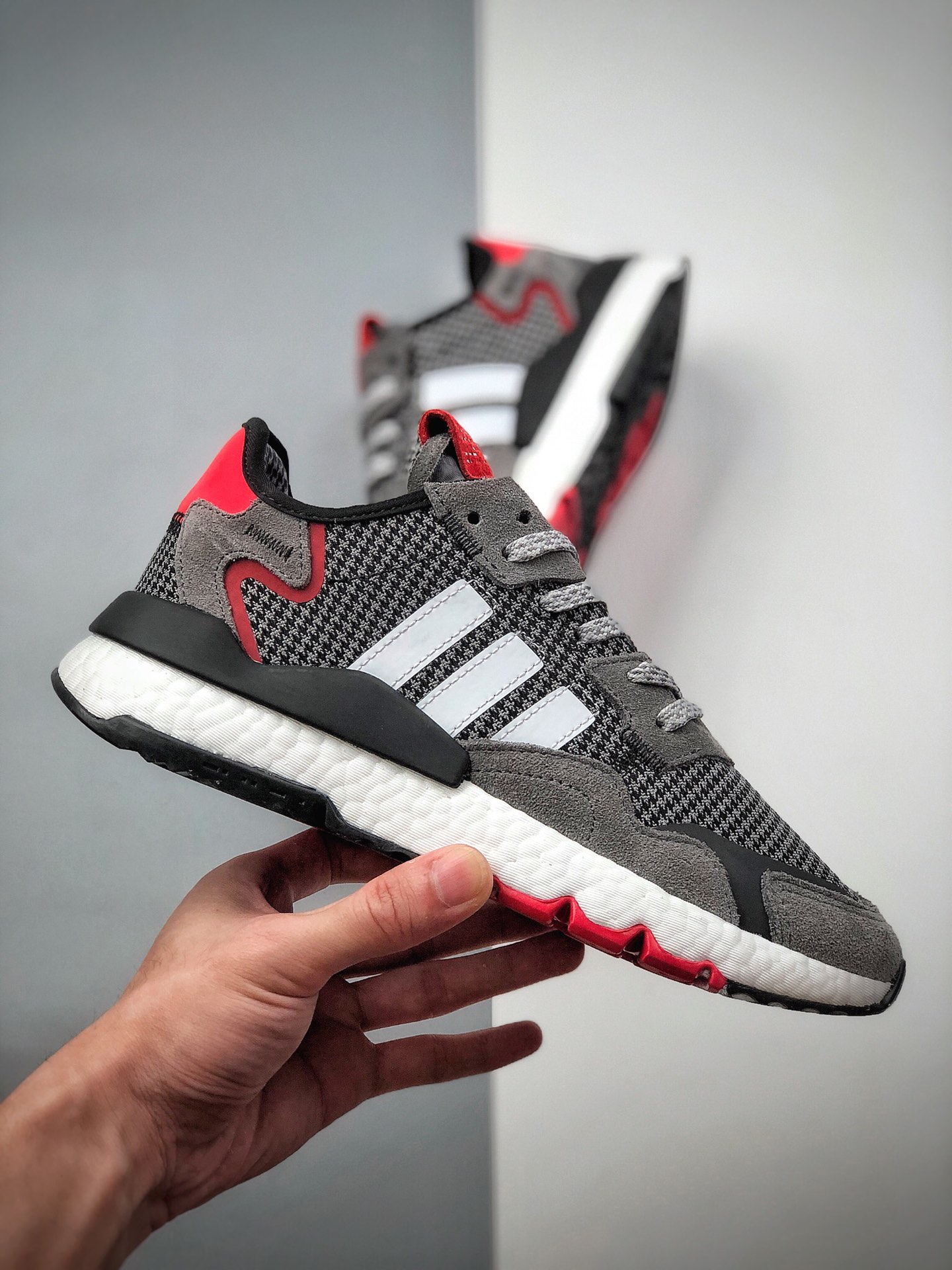 200  Adidas Nite Jogger 2020 Boost 3M反光系列 夜行者 复古休闲百搭运动跑鞋FV3855