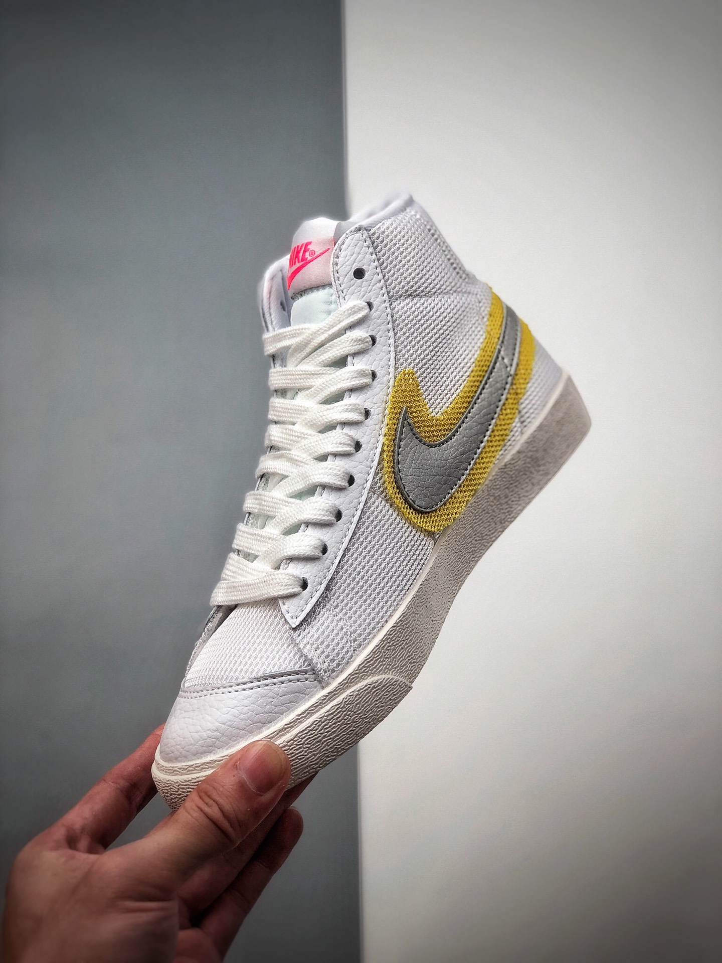 180  耐克Nike Blazer Mid '1977 Vintage WE 新配色 白灰 CZ8105-100