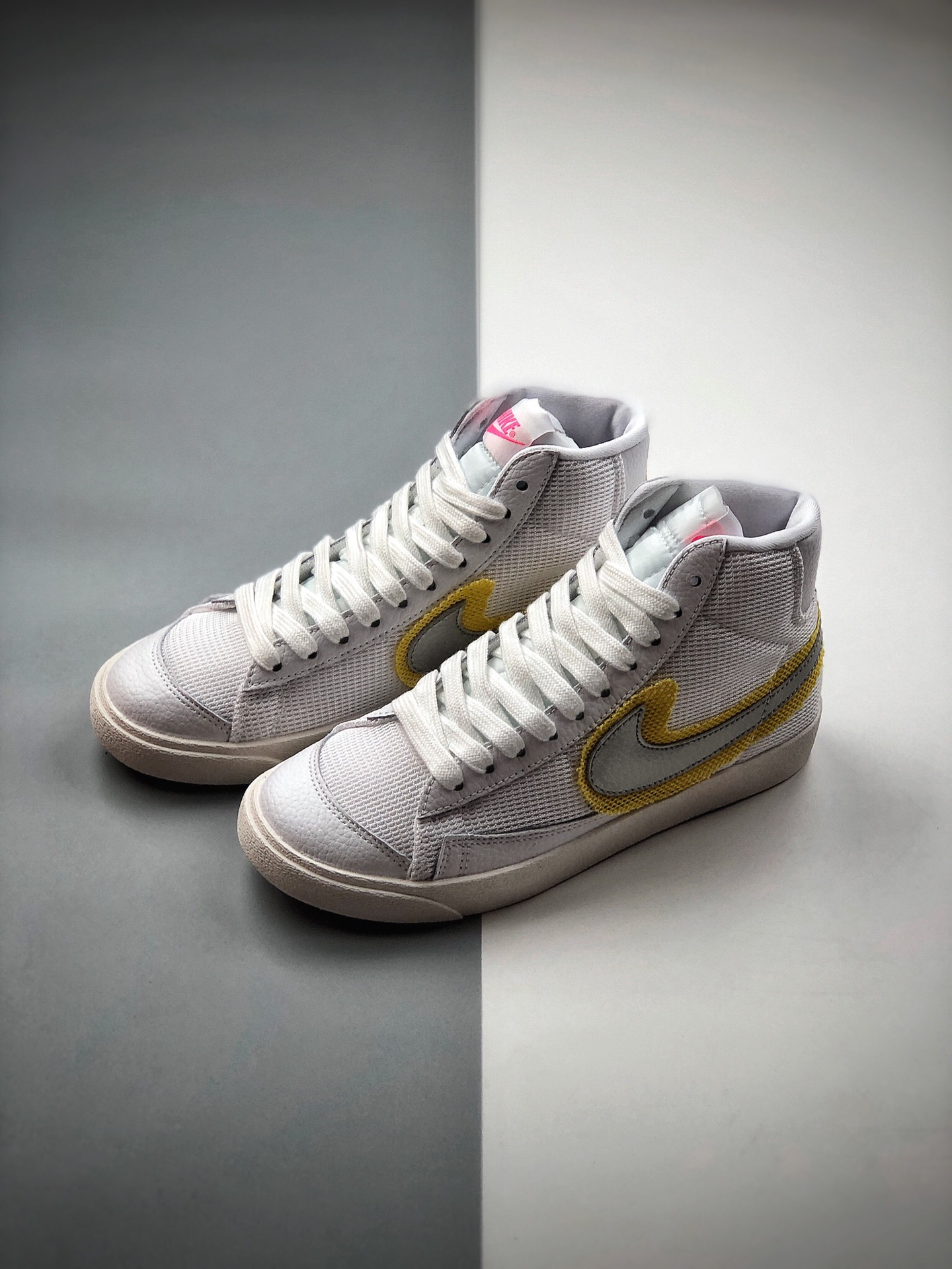 180  耐克Nike Blazer Mid '1977 Vintage WE 新配色 白灰 CZ8105-100
