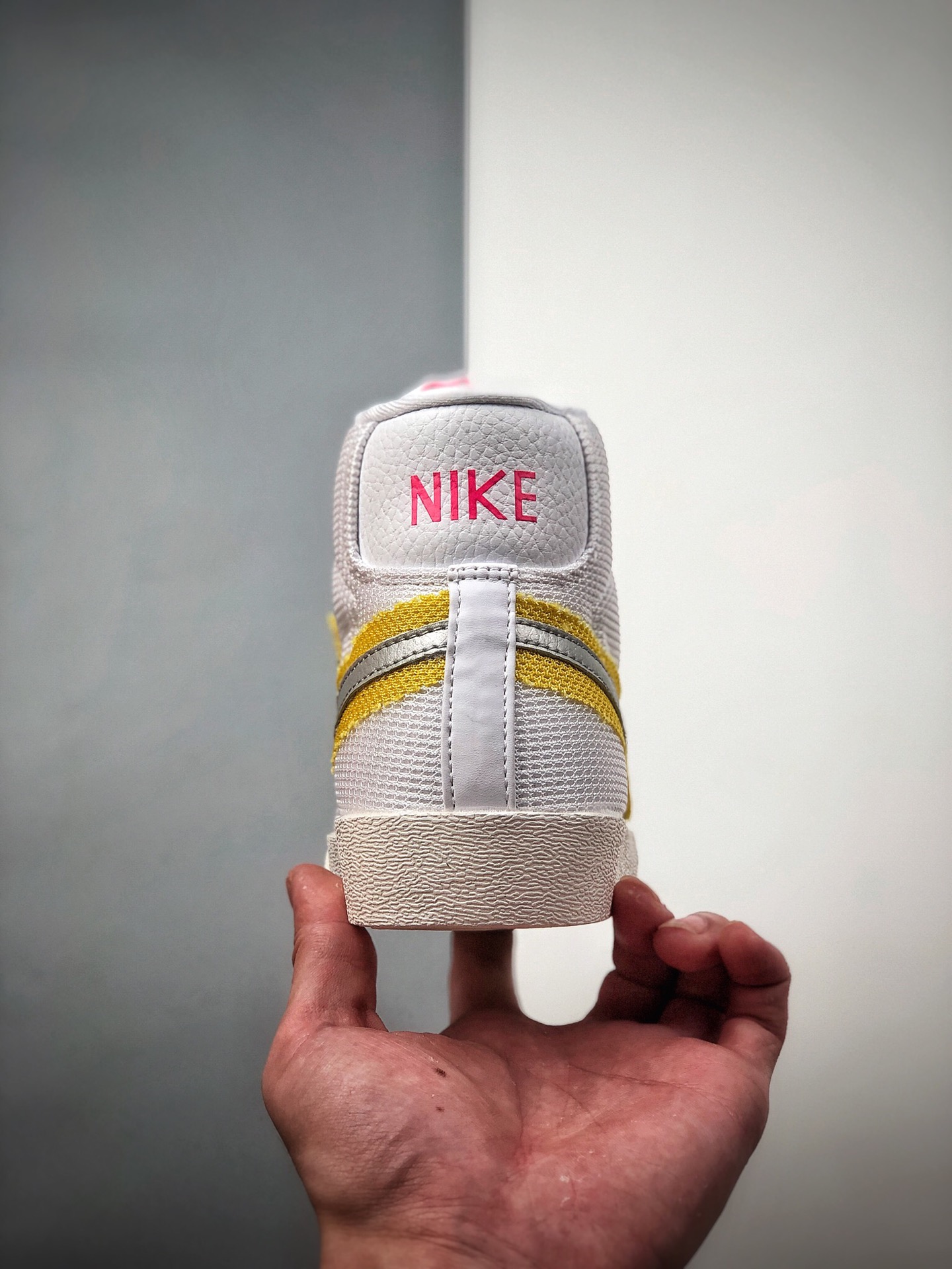 180  耐克Nike Blazer Mid '1977 Vintage WE 新配色 白灰 CZ8105-100