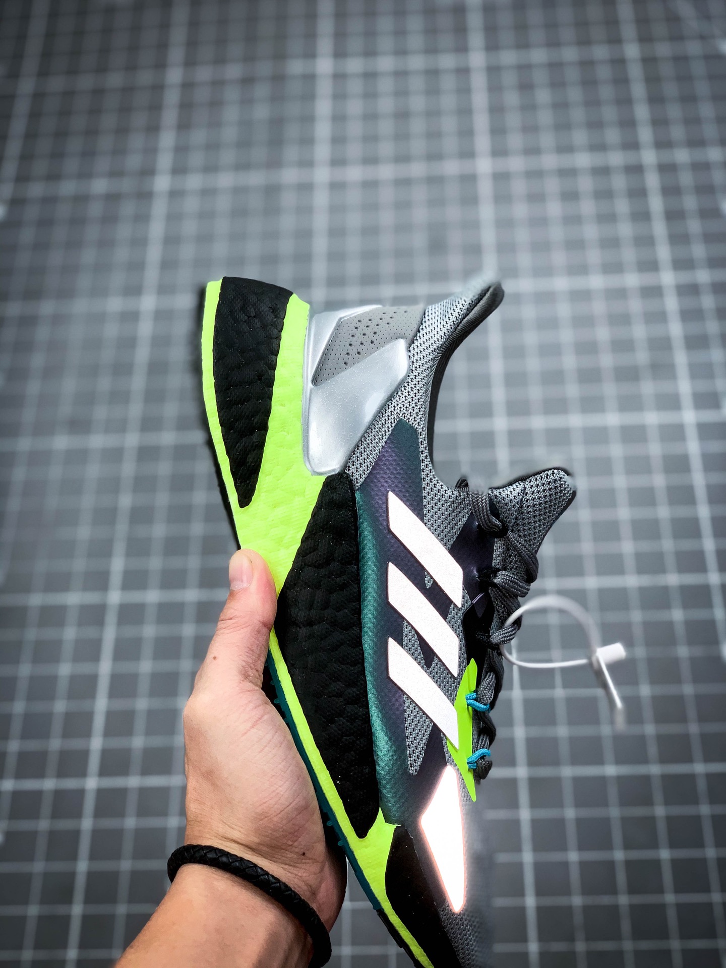 250 公司级# 全网新品首发 adidas Boost X9000L4 系列款式 整体造型极具速度感FW8385