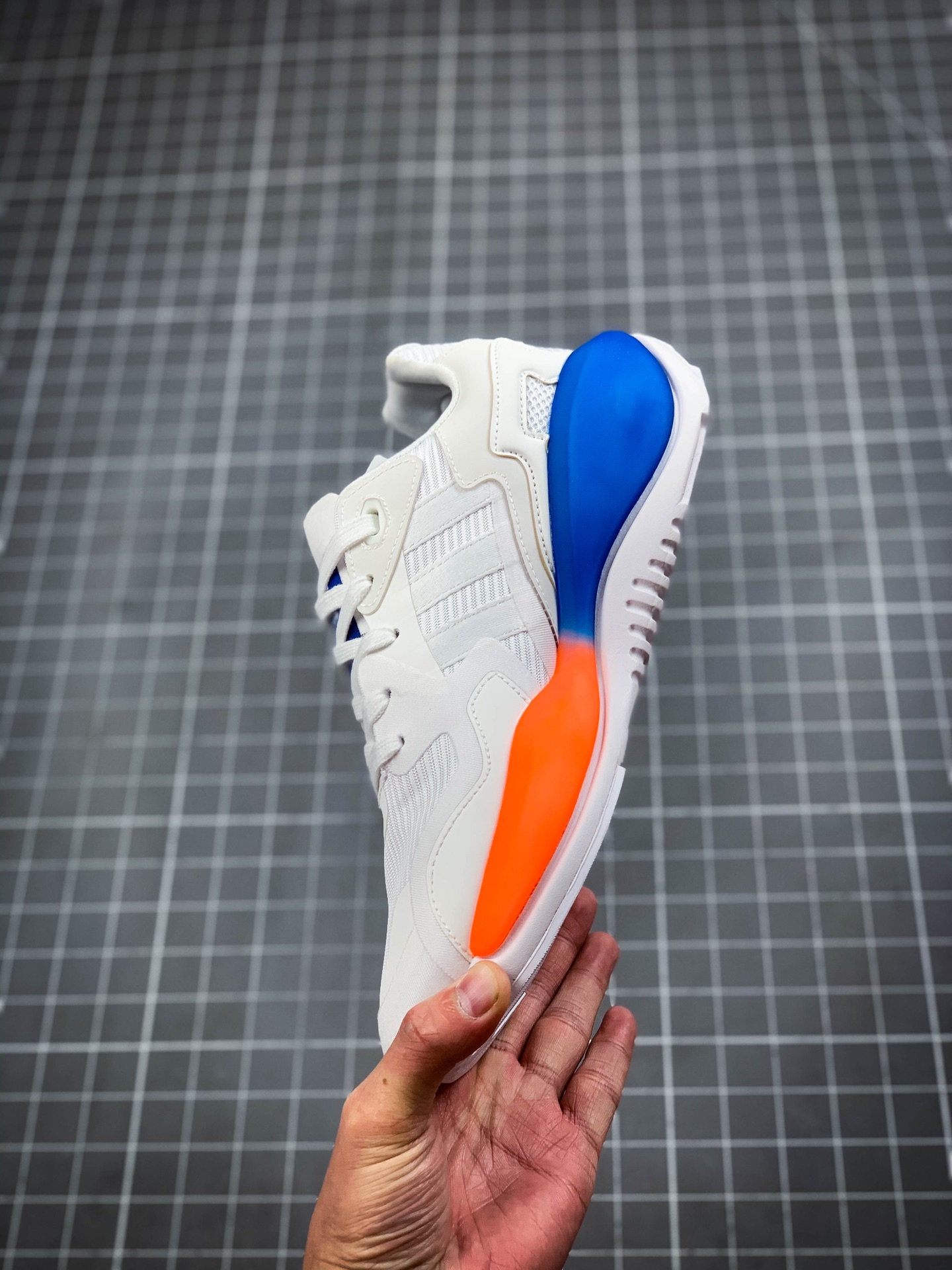 240 Adidas 阿迪达斯 ZX Alkyne Boost 易烊千玺同款 爆米花中底 复古运动休闲跑步鞋 FV2315