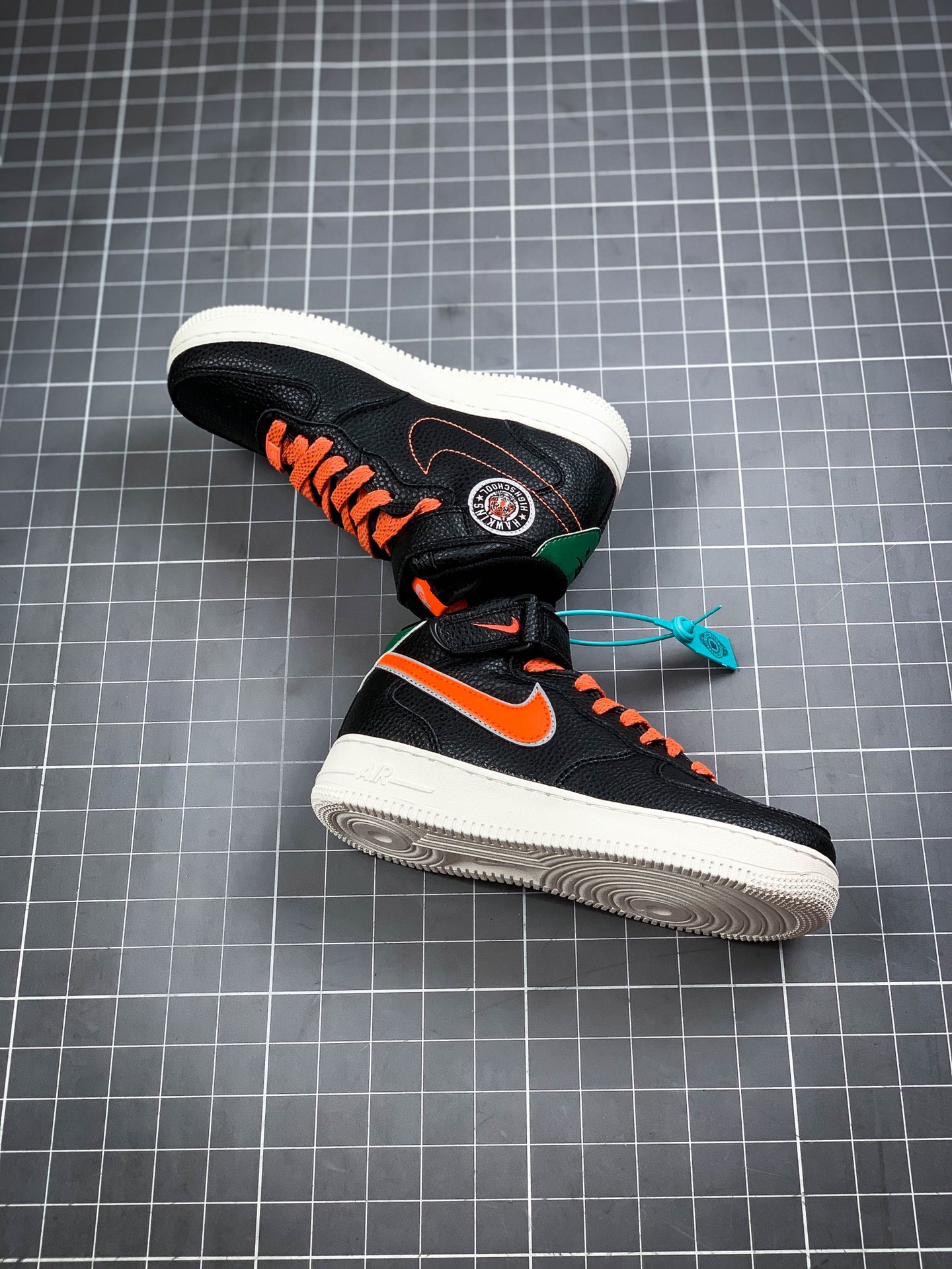 200 黑橘Air Force 1'07 LV8 x Stranger Things “Hawkins High” 怪奇物语联名原楦头原纸板 CJ6106-105-312