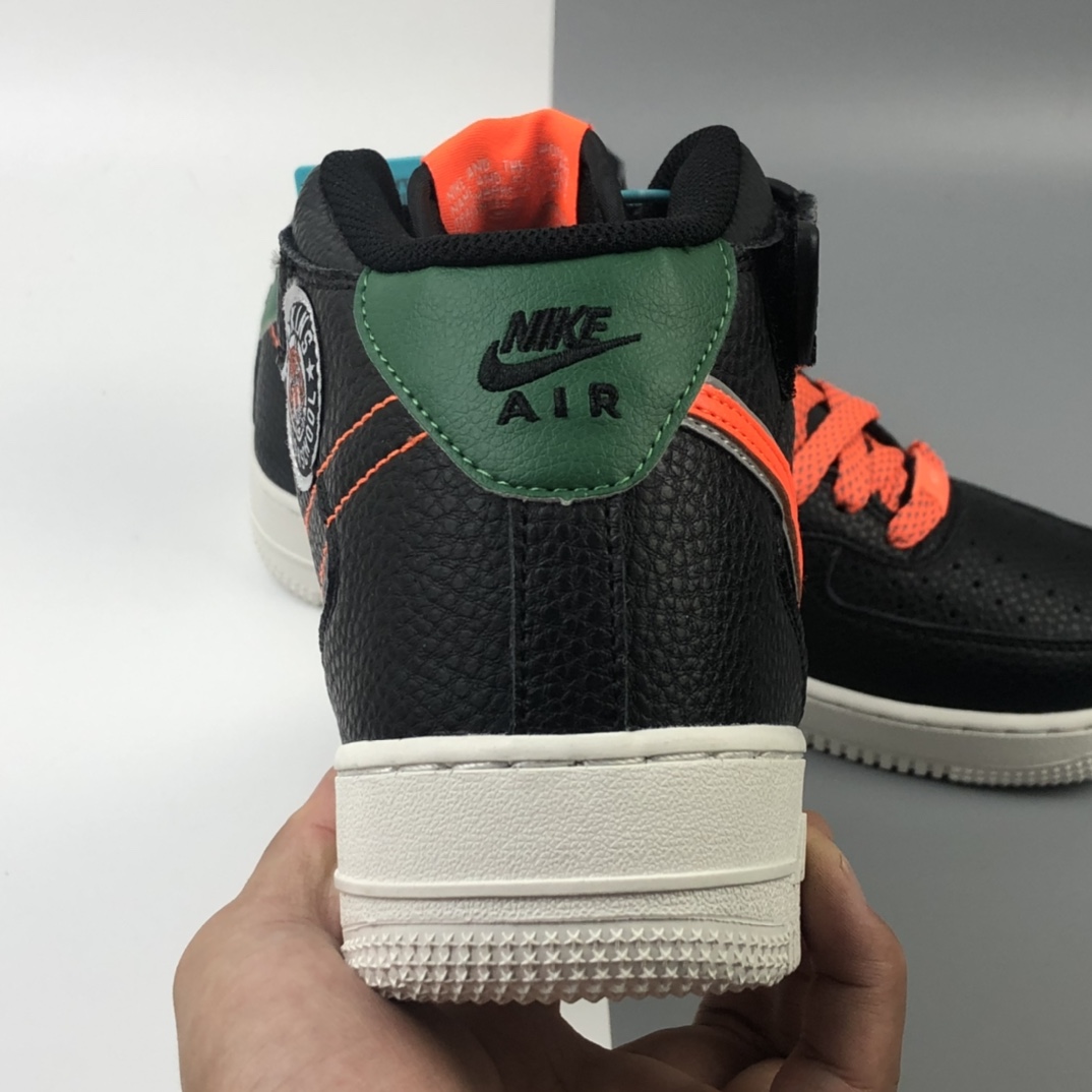 200 Stranger Things x Nike Air Fukce Mid'07 ”Hawkins High” 怪奇物语联名空军一号板鞋 内置气垫 头层牛皮 CJ6106-105