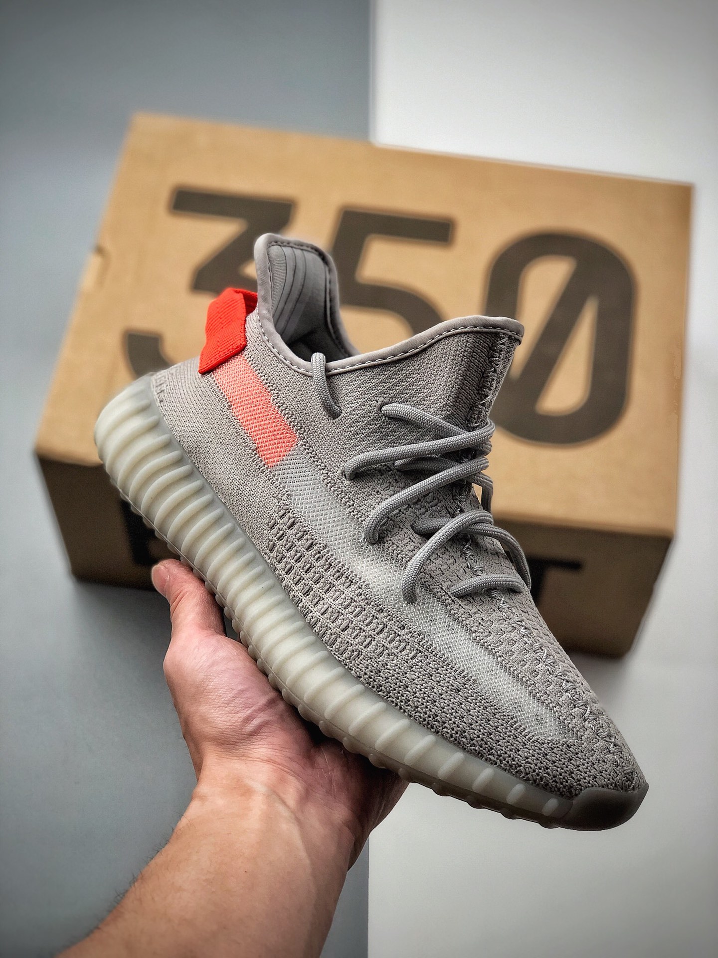 250 公司级 400 Adidas Yeezy 350 Boost V2 阿迪达斯 尾灯欧洲限定 FX9017