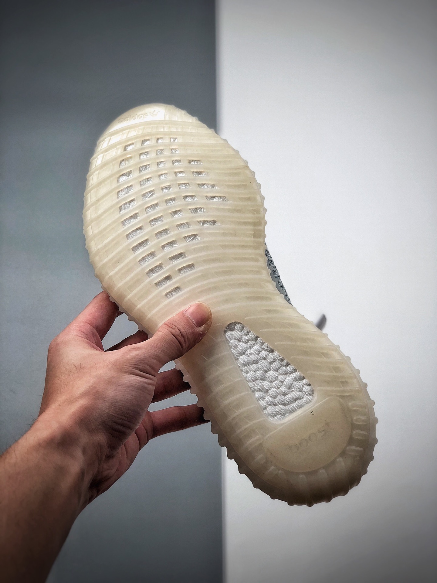 250  #Adidas Yeezy 350 Boost V2 焕蓝 FW3043