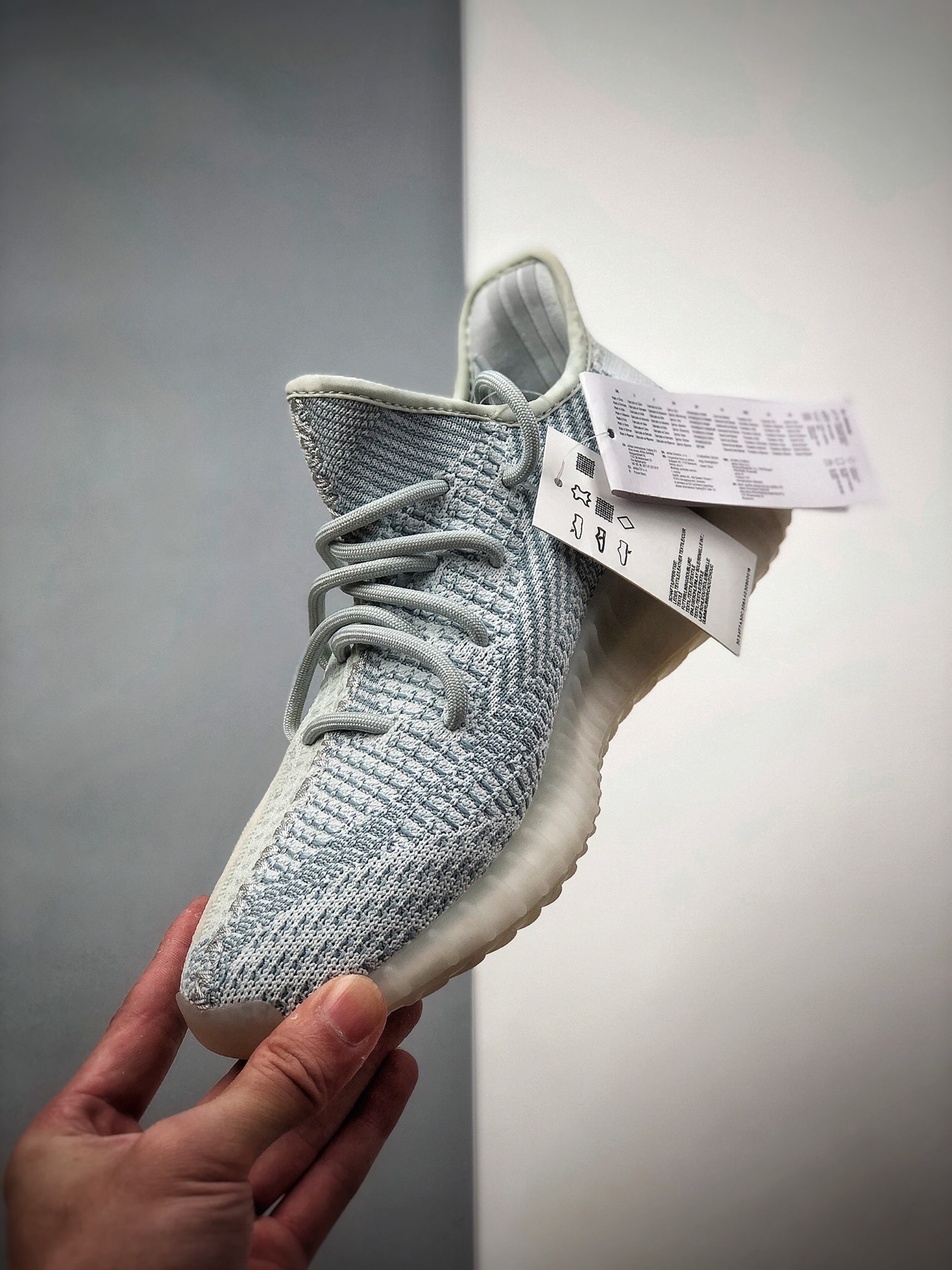 250  #Adidas Yeezy 350 Boost V2 焕蓝 FW3043