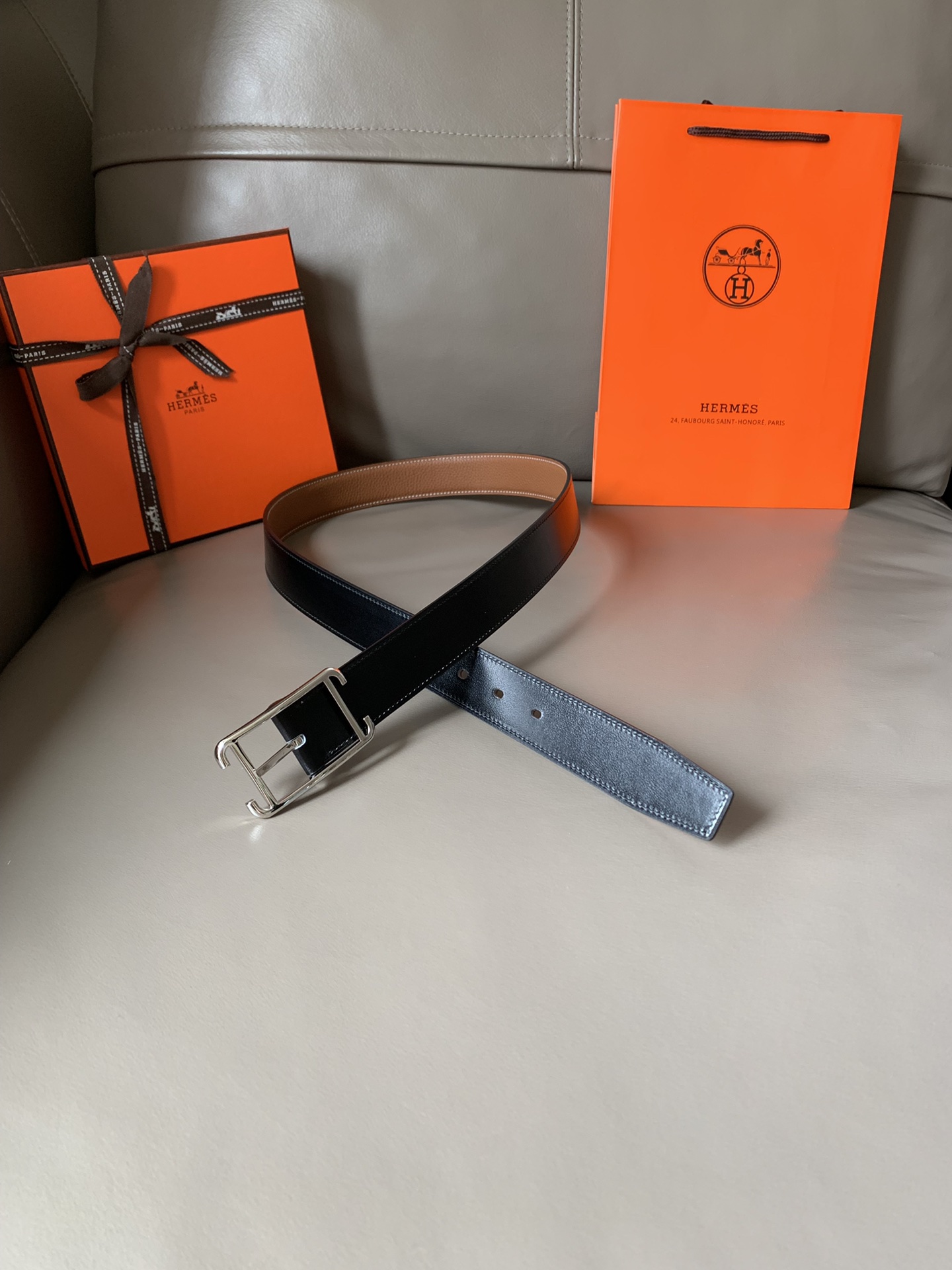 p185⛵️顶级代购级 HERMES 爱马仕 男士腰带 专柜同款 Society 双面用腰带 宽3.2cm精品抛光皮带扣 Box和Togo小牛皮双面皮 简约优雅 奢华 原单品质.