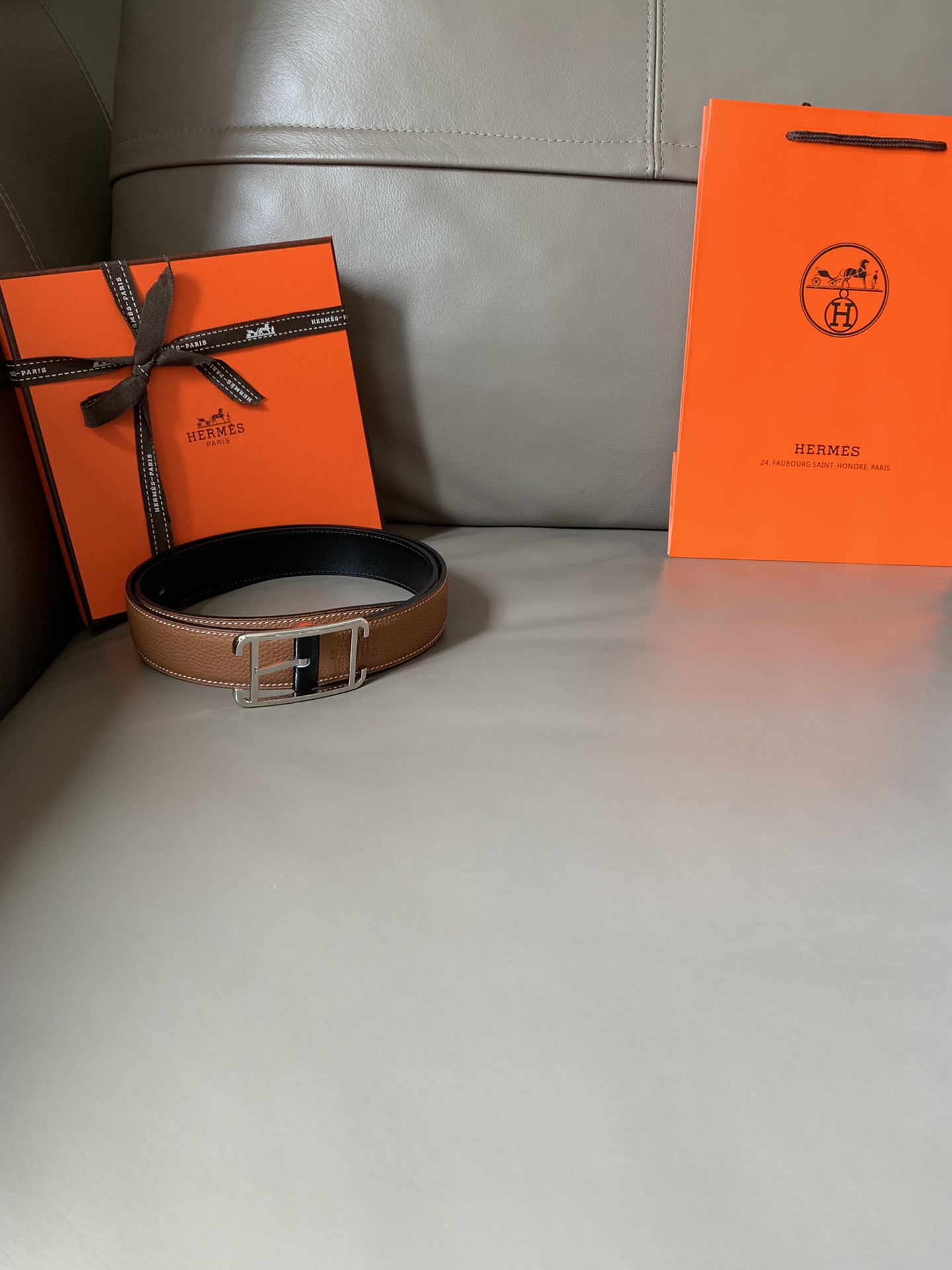 p185⛵️顶级代购级 HERMES 爱马仕 男士腰带 专柜同款 Society 双面用腰带 宽3.2cm精品抛光皮带扣 Box和Togo小牛皮双面皮 简约优雅 奢华 原单品质.