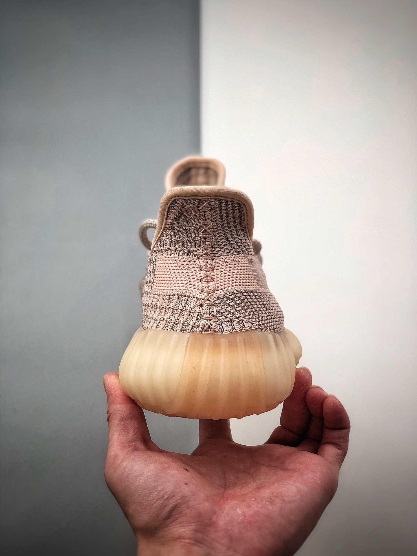 250 公司级Adidas Yeezy 350 Boost V2 银粉满天星 货号：FW5666