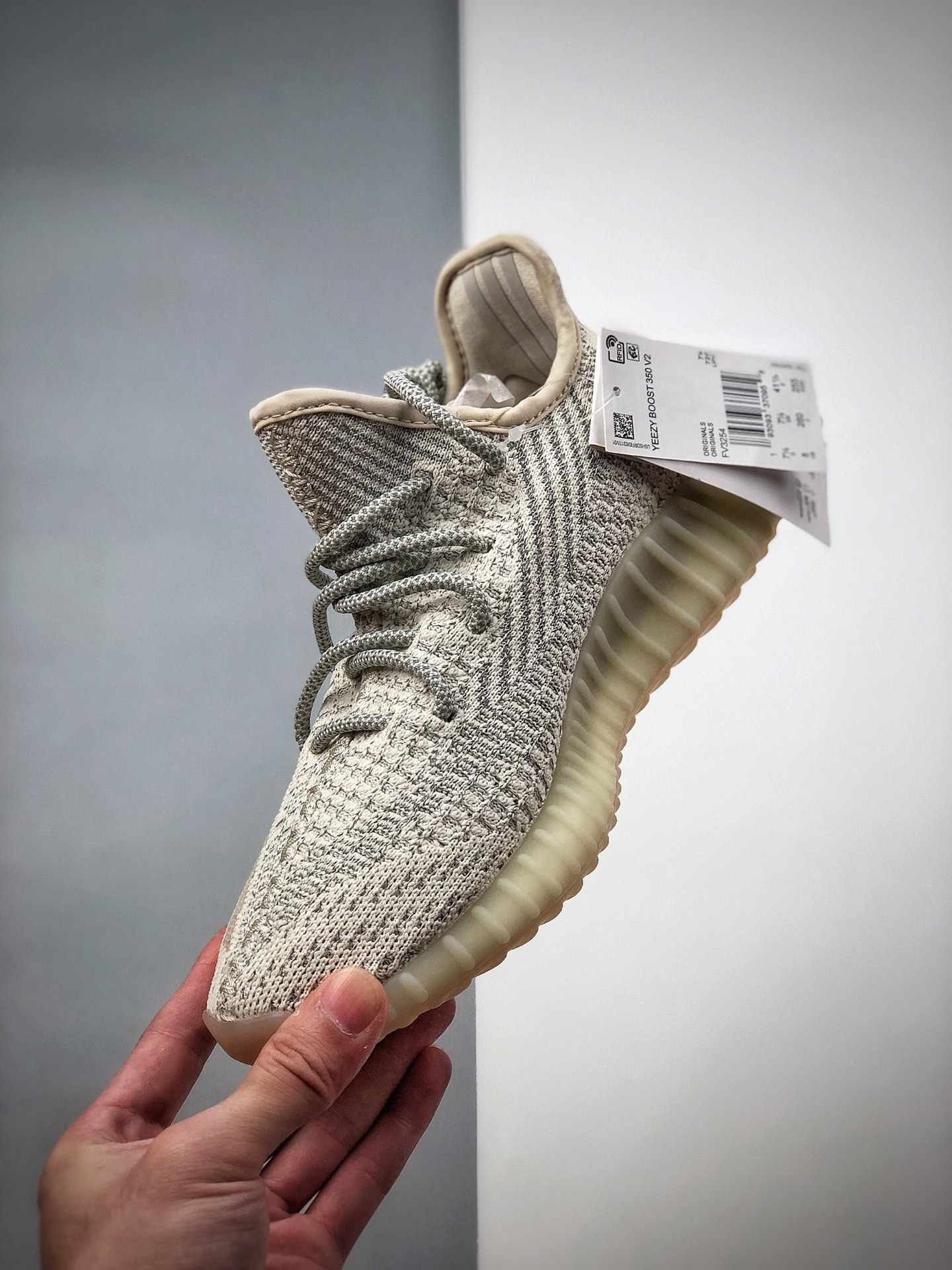 250 最强性价比 Adidas Yeezy 350 Boost V2 须白满天星 #德国进口机台针织成型 FV3254