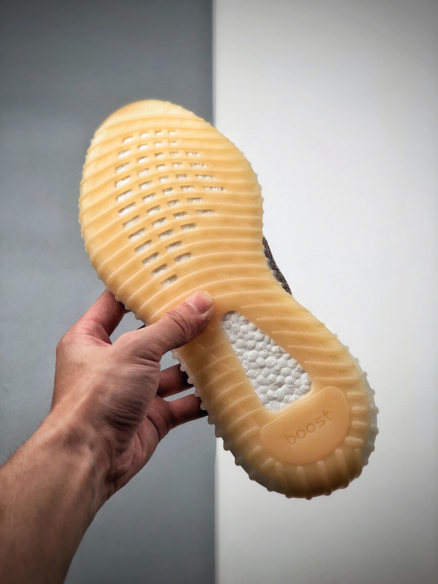 250 Yeezy 350 Boost V2 扎龙 德国进口机台针织成型货号：FZ1267