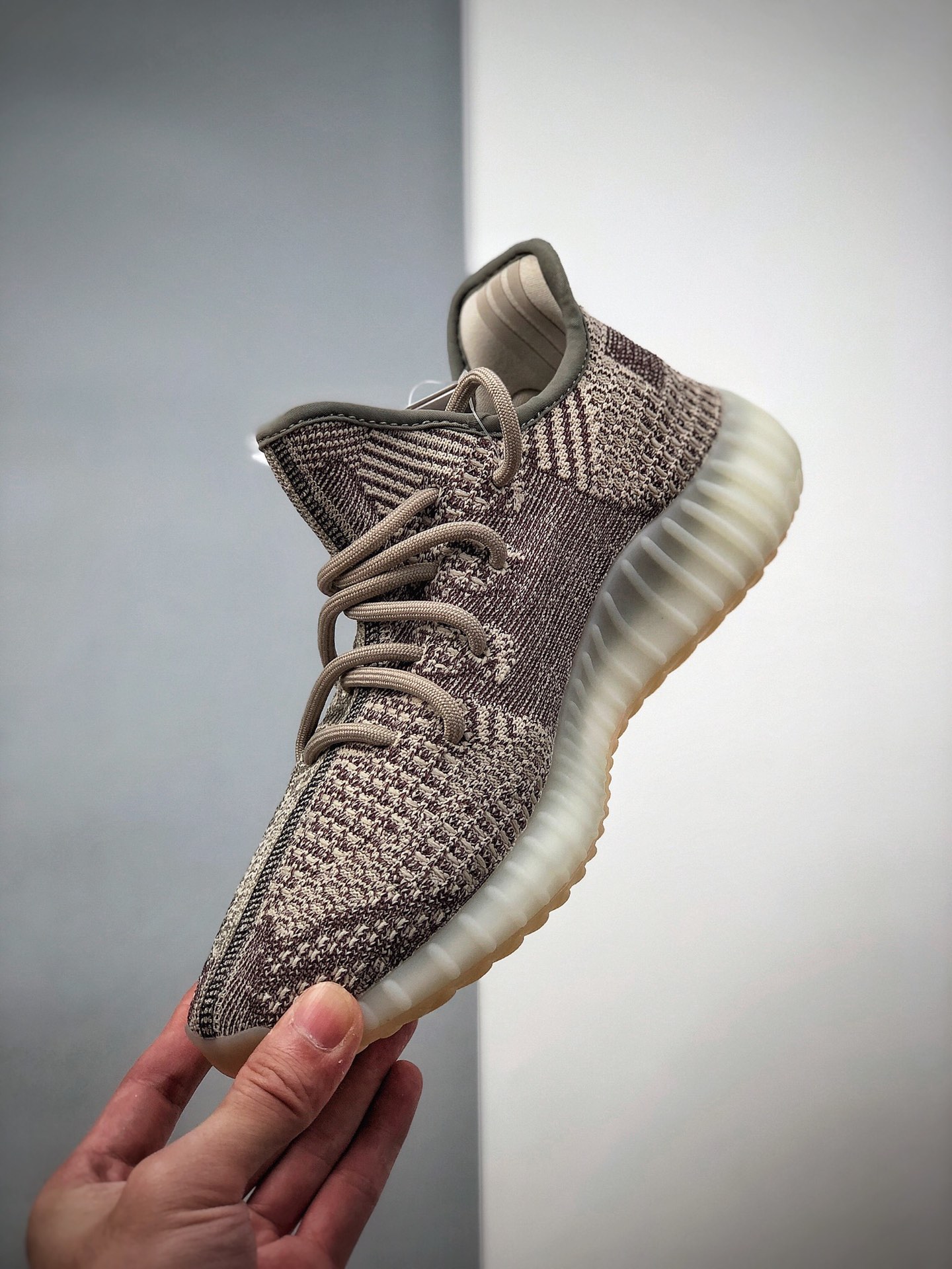 250 Yeezy 350 Boost V2 扎龙 德国进口机台针织成型货号：FZ1267