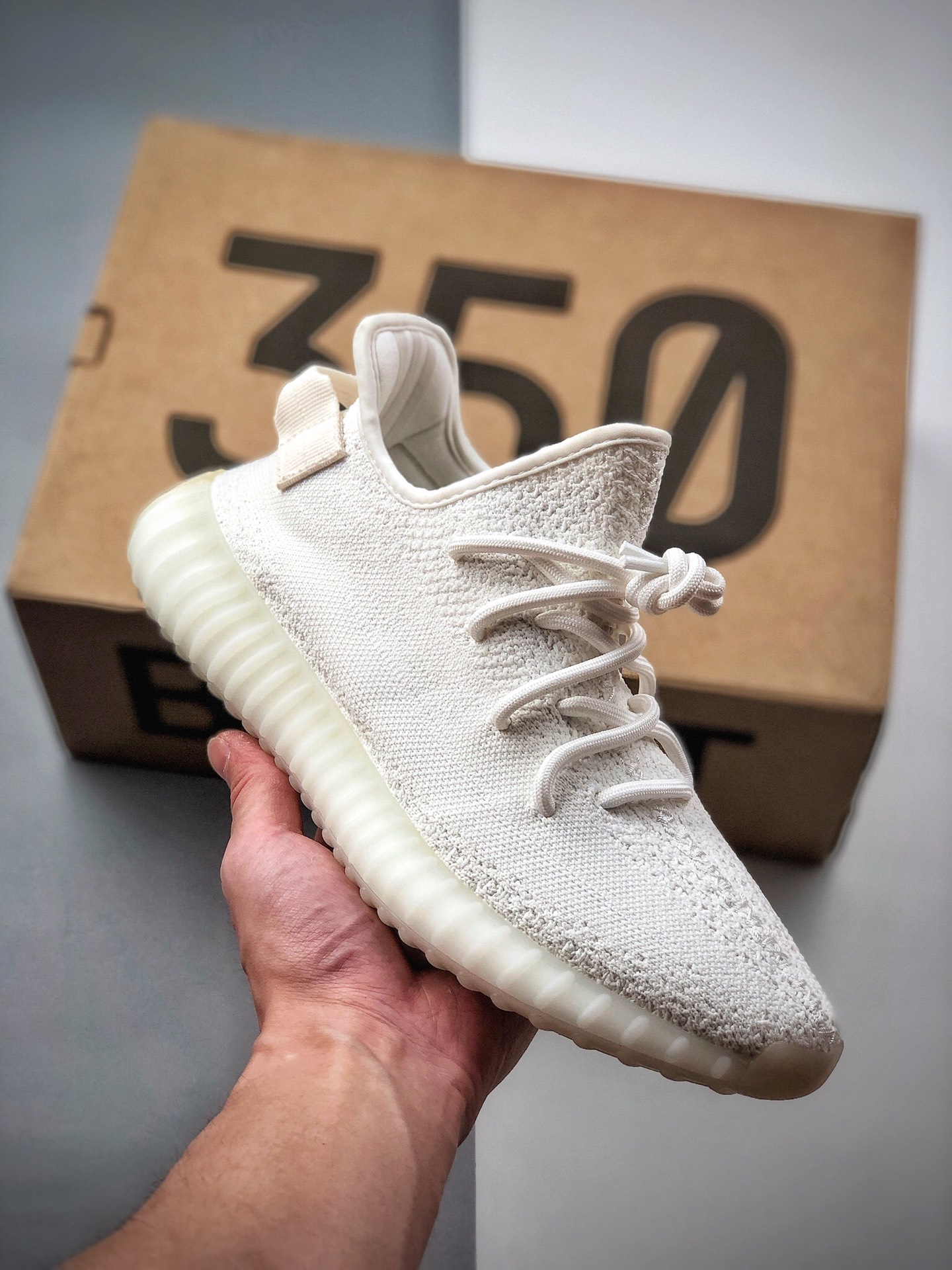 250 Adidas Yeezy 350 Boost V2 老全白 德国进口机台针织成型 CP9366