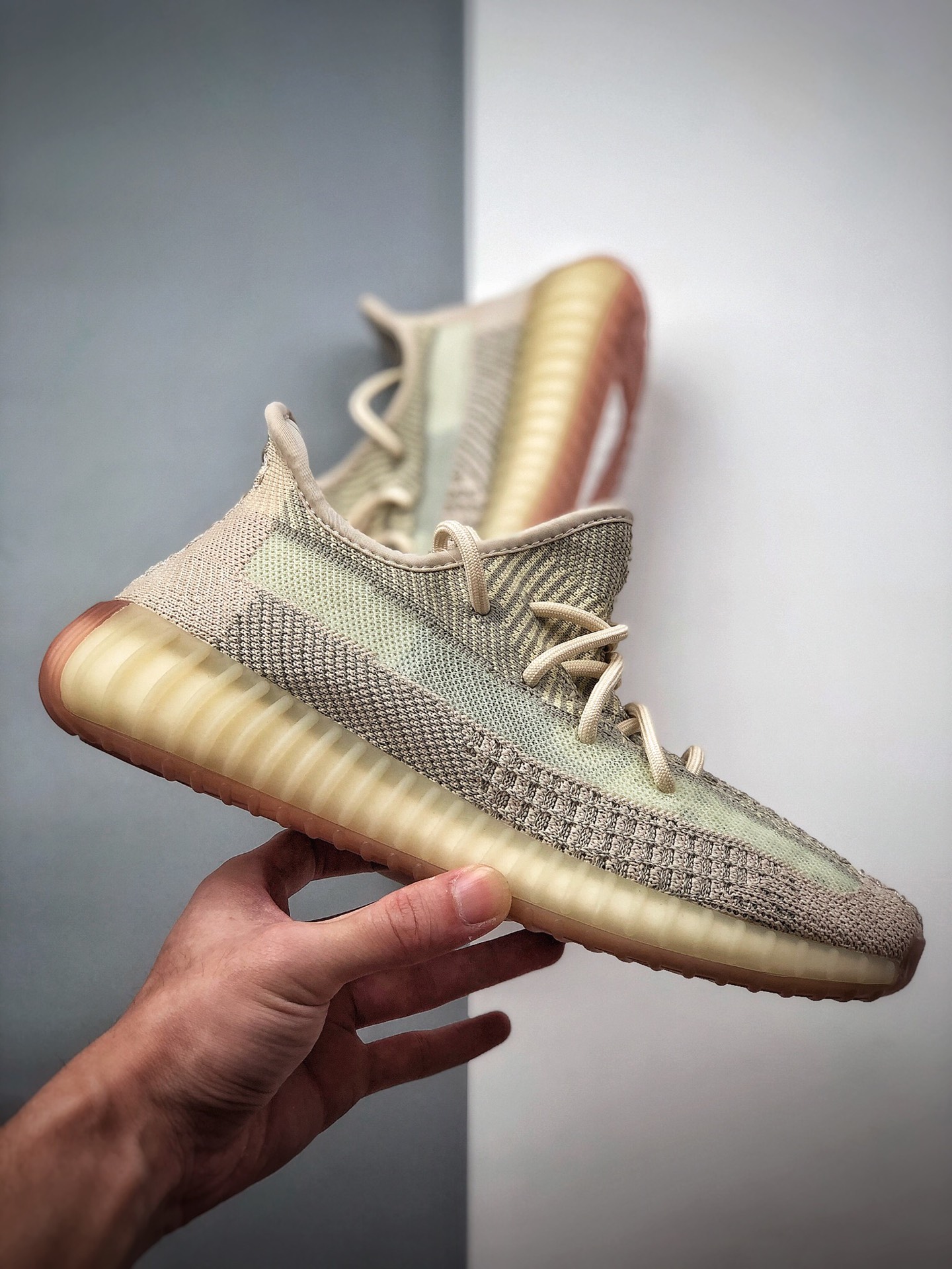 250 #最强性价比 公司级Adidas Yeezy 350 Boost V2 天鹅白满天星 FW5318