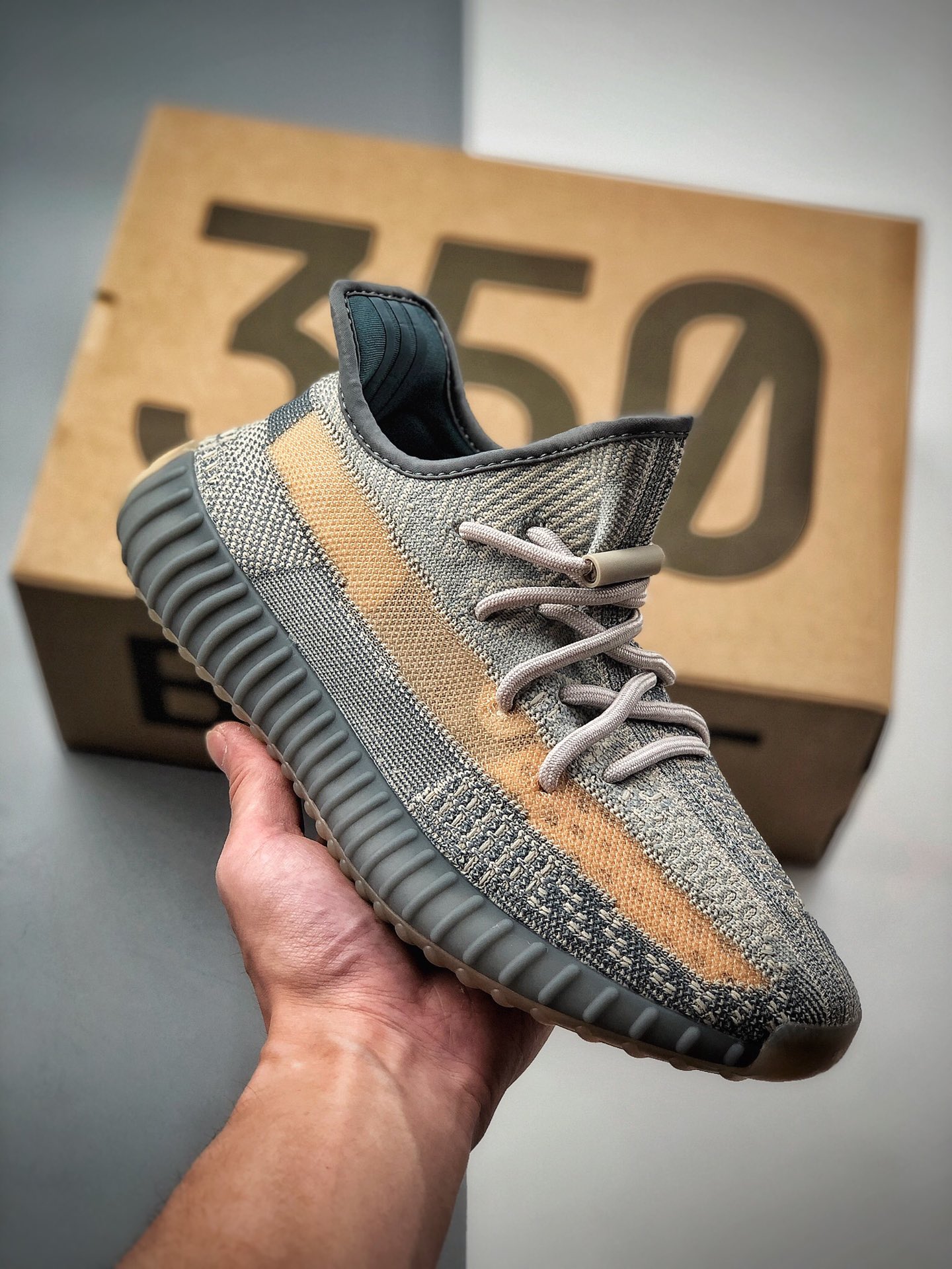 250 Adidas Yeezy 350 Boost V2 石灰石 FZ5421