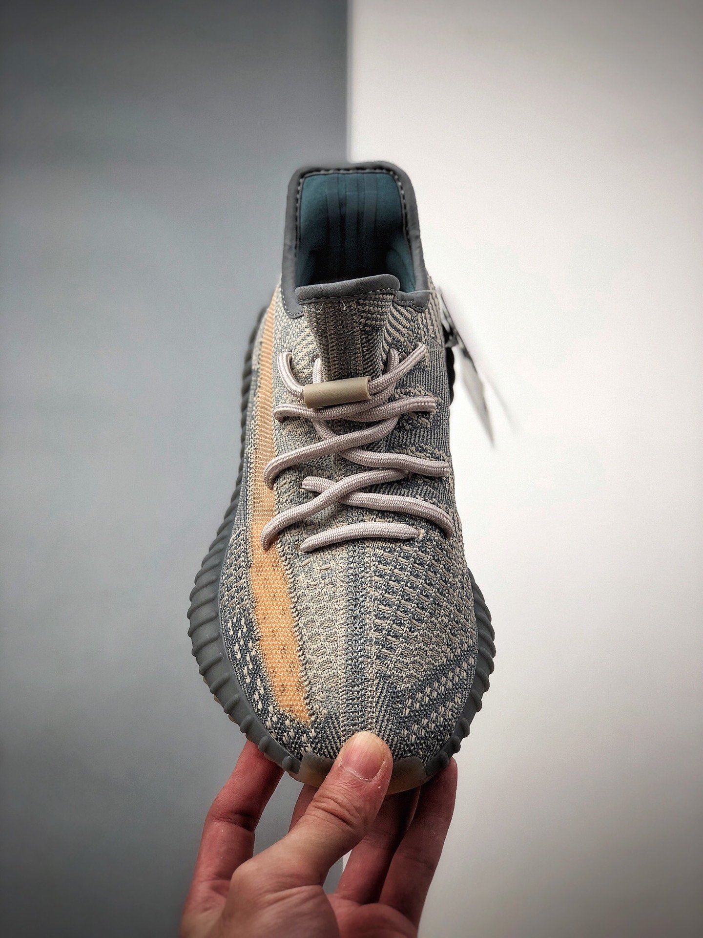 250 Adidas Yeezy 350 Boost V2 石灰石 FZ5421