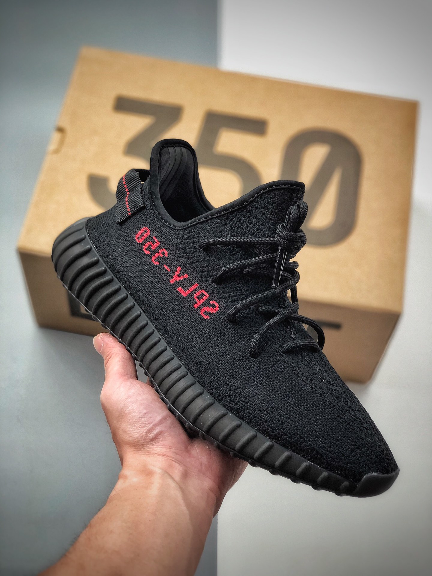 250  #Adidas Yeezy 350 Boost V2 黑红字 CP9652