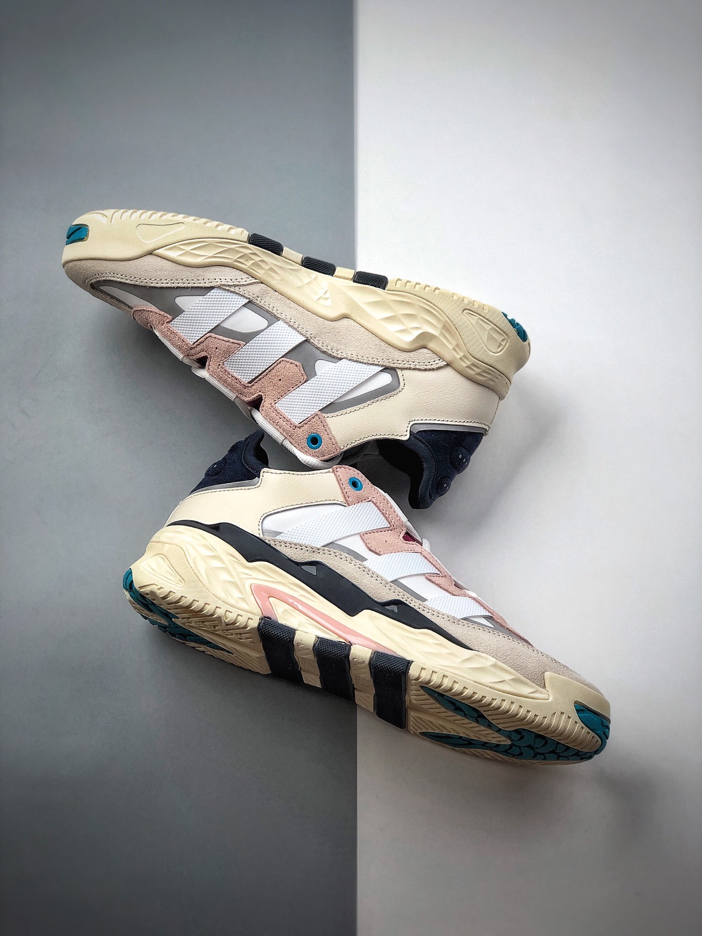 200  阿迪达斯Adidas Originals Niteball 拼接运动鞋 FW3317
