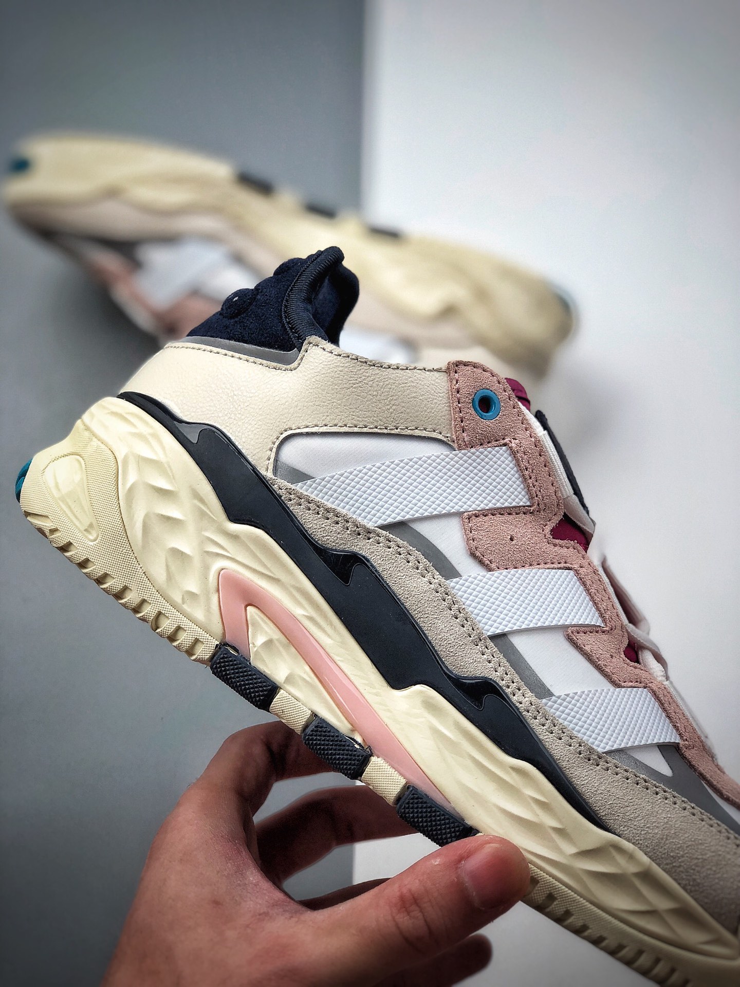200  阿迪达斯Adidas Originals Niteball 拼接运动鞋 FW3317