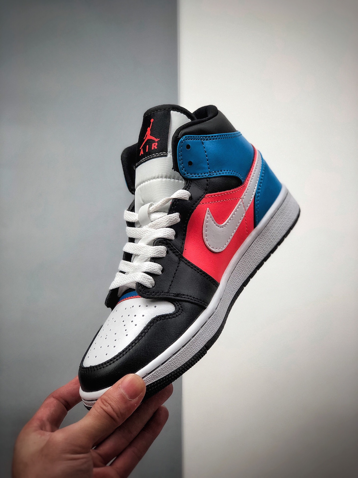 250 乔丹/Air Jordan AJ1 乔1 aj1 乔丹1代 Air Jordan 1 乔1中性文化篮球鞋 货号：CV5276-001