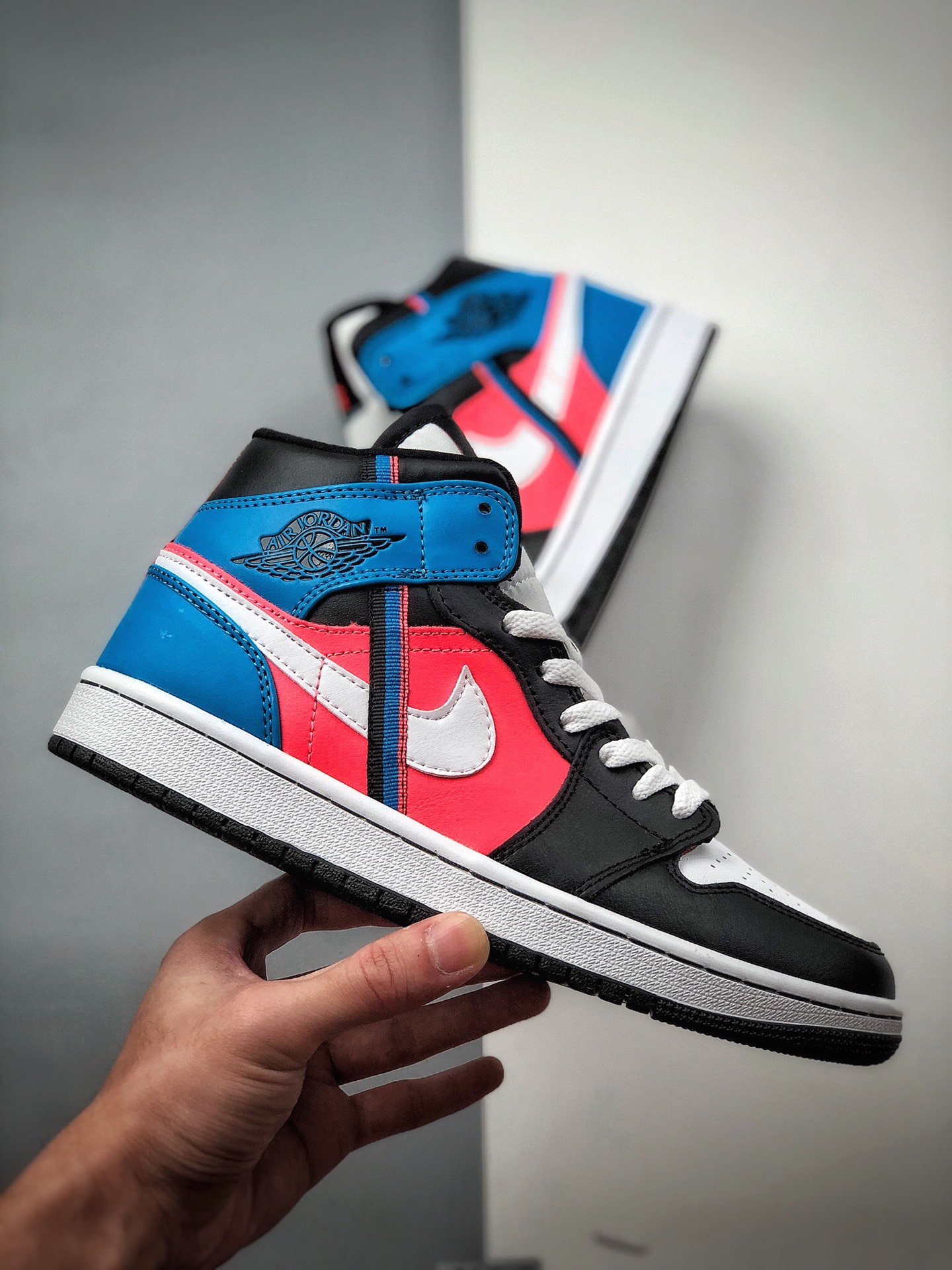250 乔丹/Air Jordan AJ1 乔1 aj1 乔丹1代 Air Jordan 1 乔1中性文化篮球鞋 货号：CV5276-001