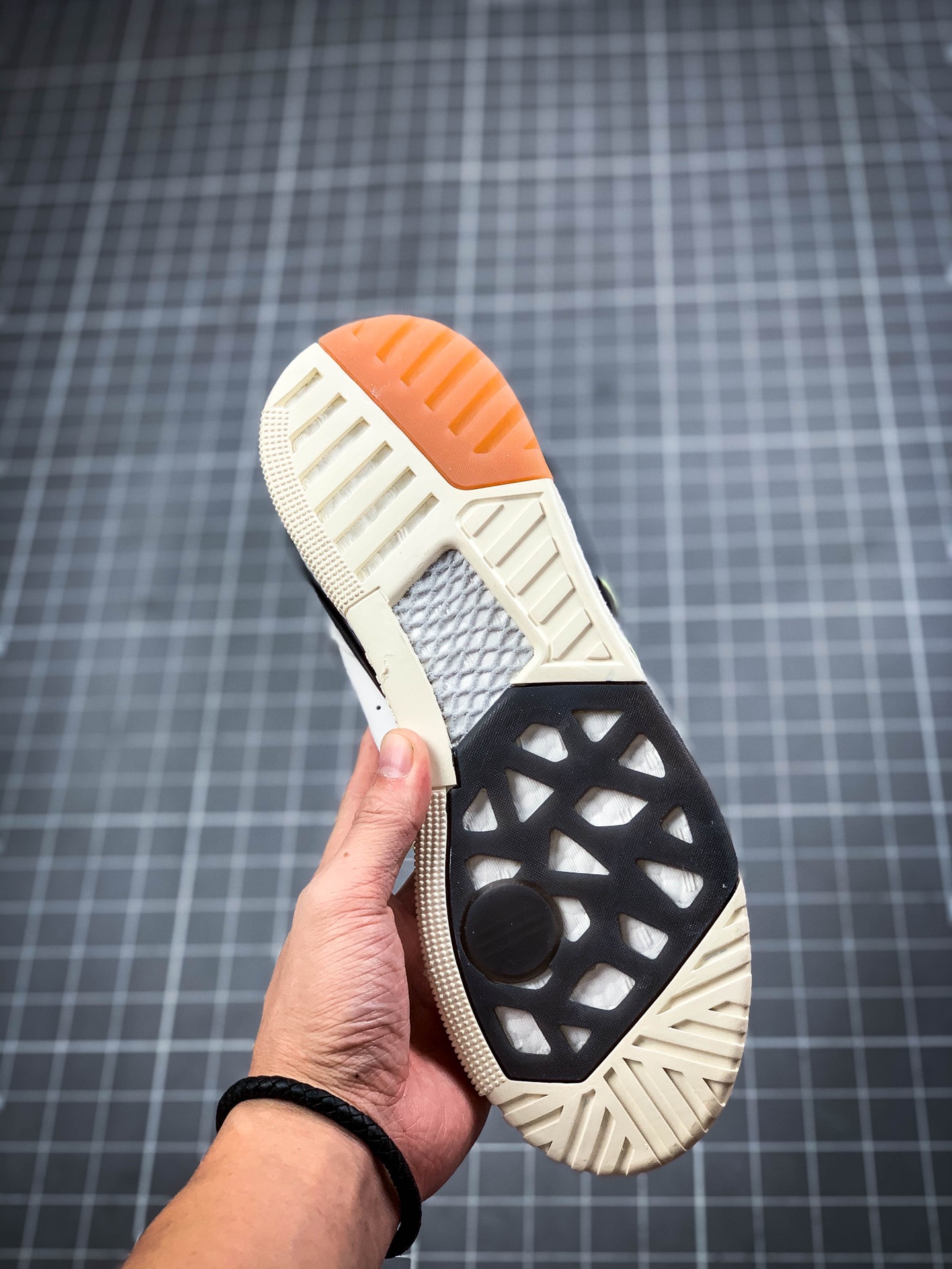 250 Adidas 阿迪达斯 Rivalry RM CHI 三叶草 BOOST中底 高帮皮面男女休闲板鞋EG4523 248