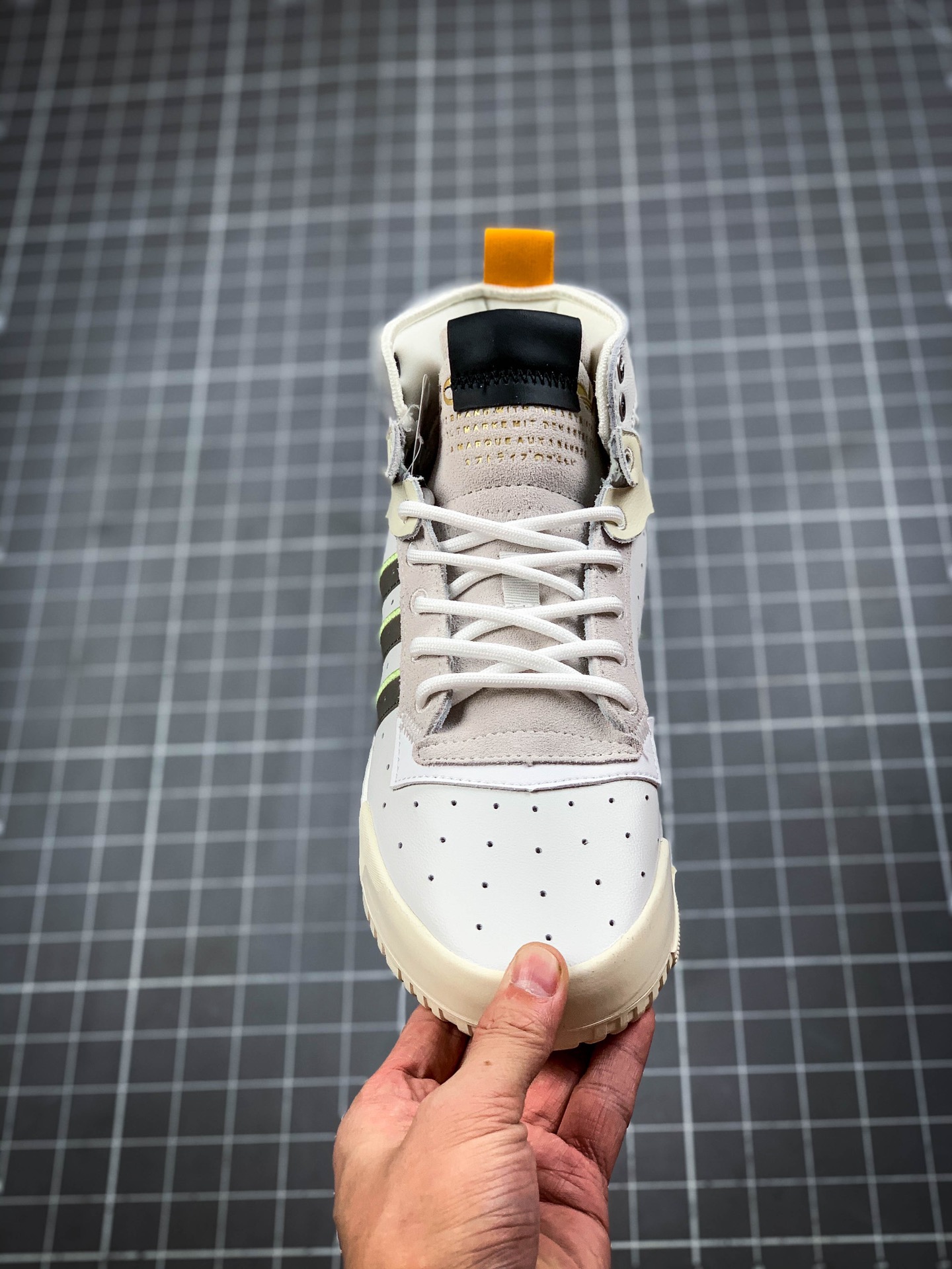 250 Adidas 阿迪达斯 Rivalry RM CHI 三叶草 BOOST中底 高帮皮面男女休闲板鞋EG4523 248