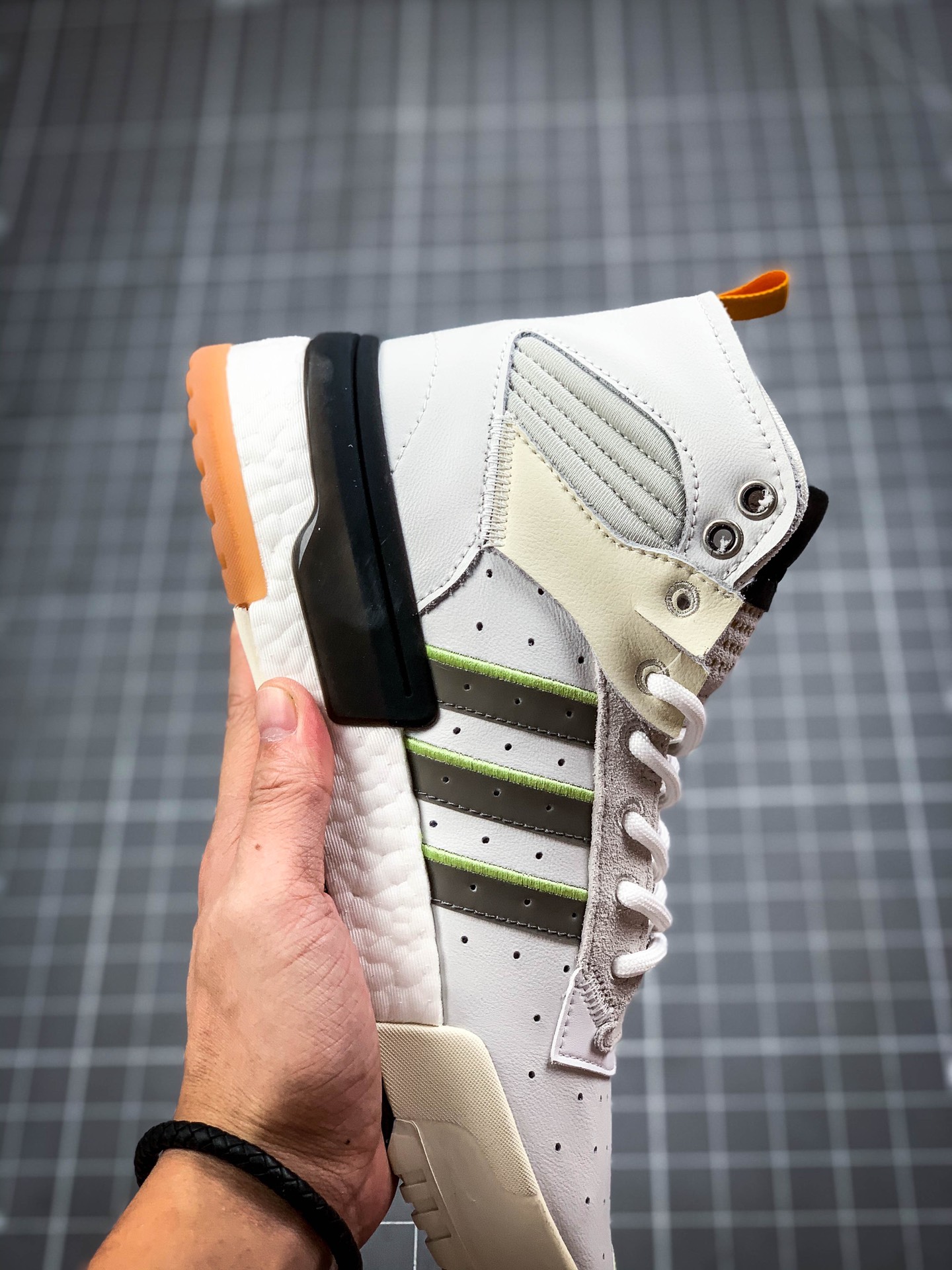 250 Adidas 阿迪达斯 Rivalry RM CHI 三叶草 BOOST中底 高帮皮面男女休闲板鞋EG4523 248